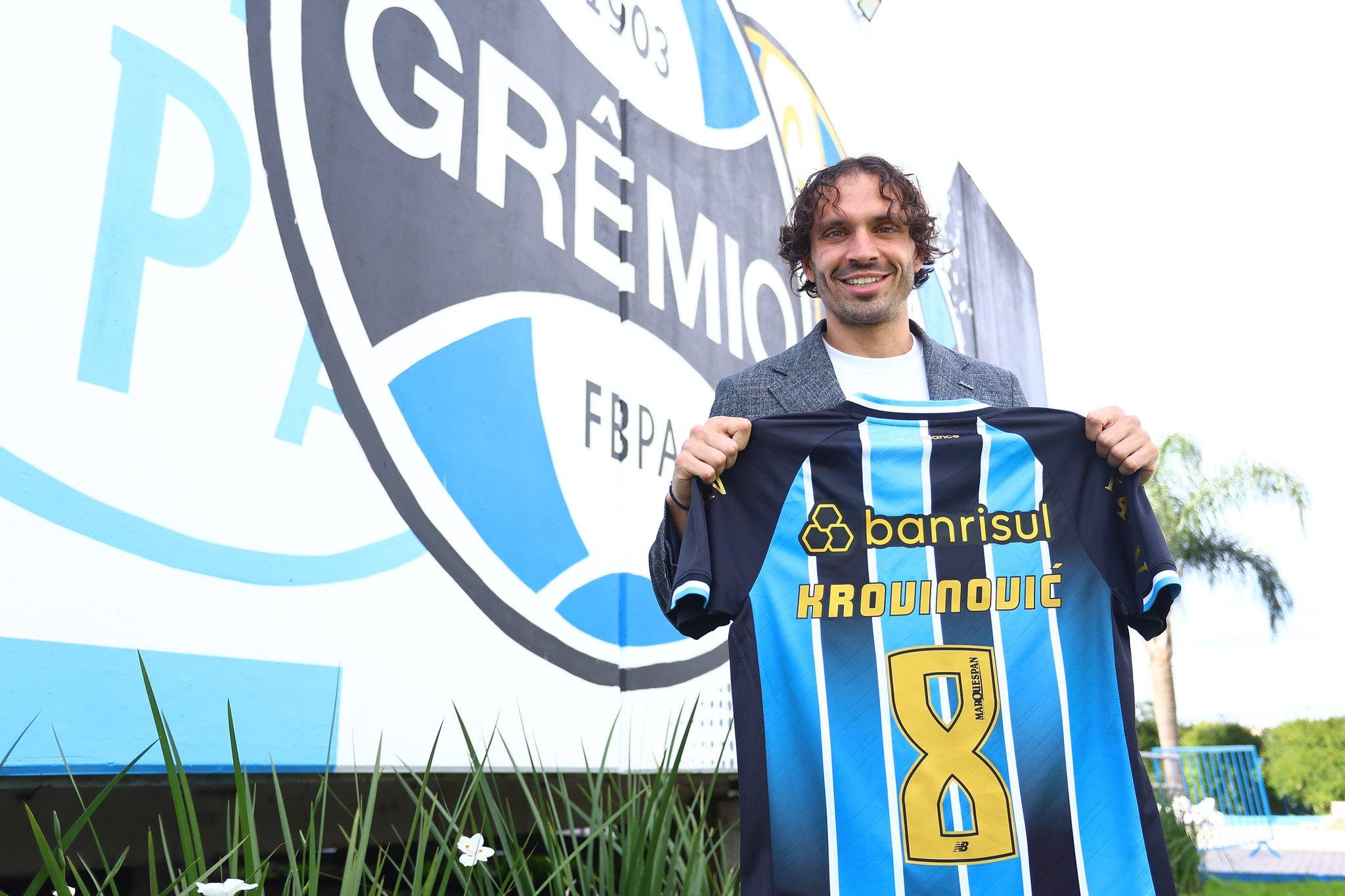 Filip Krovinović, novo refor&ccedil;o do meio-campo