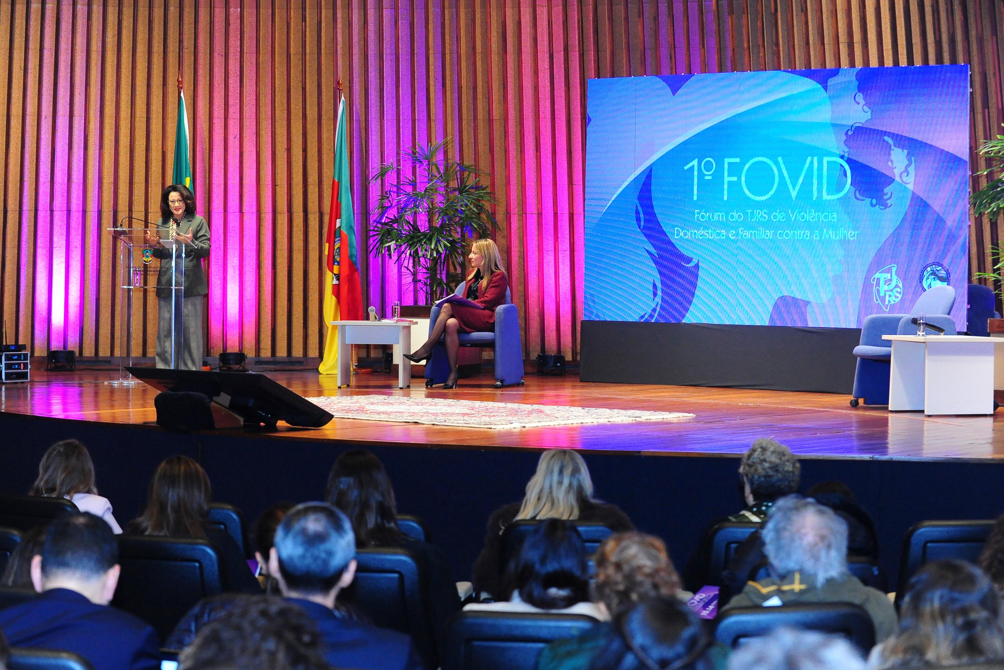 Evento contou com palestra da pesquisadora Soraia da Rosa Mendes