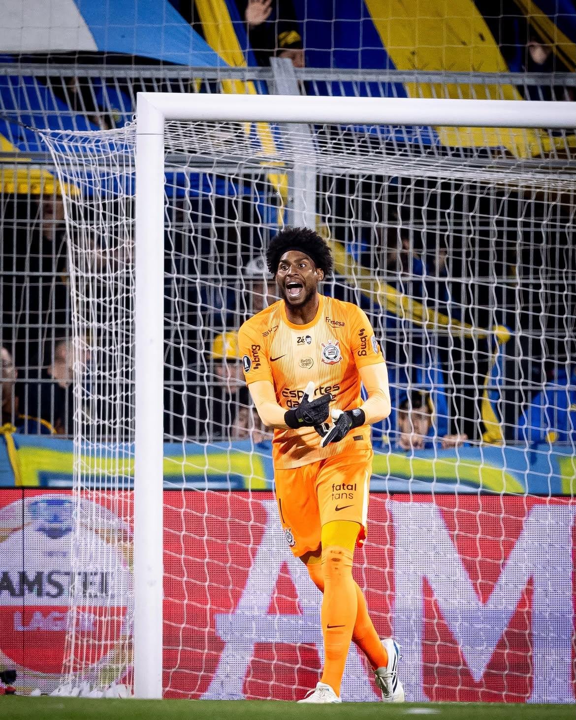 Goleiro foi v&iacute;tima de ofensas racistas durante empate em 0 a 0 na Argentina