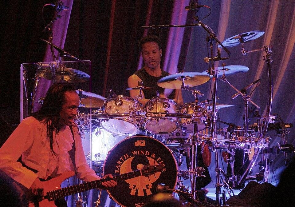 Baterista foi sedado ap&oacute;s novo pico de press&atilde;o