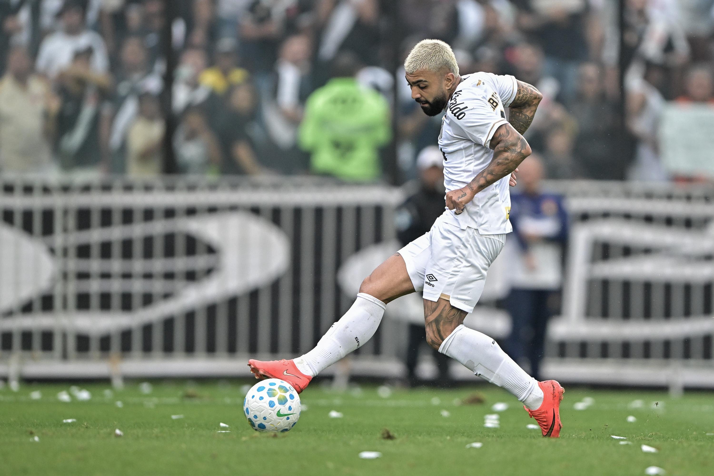 Gabigol marcou um dos gols do Santos na vit&oacute;ria sobre o Vasco da Gama