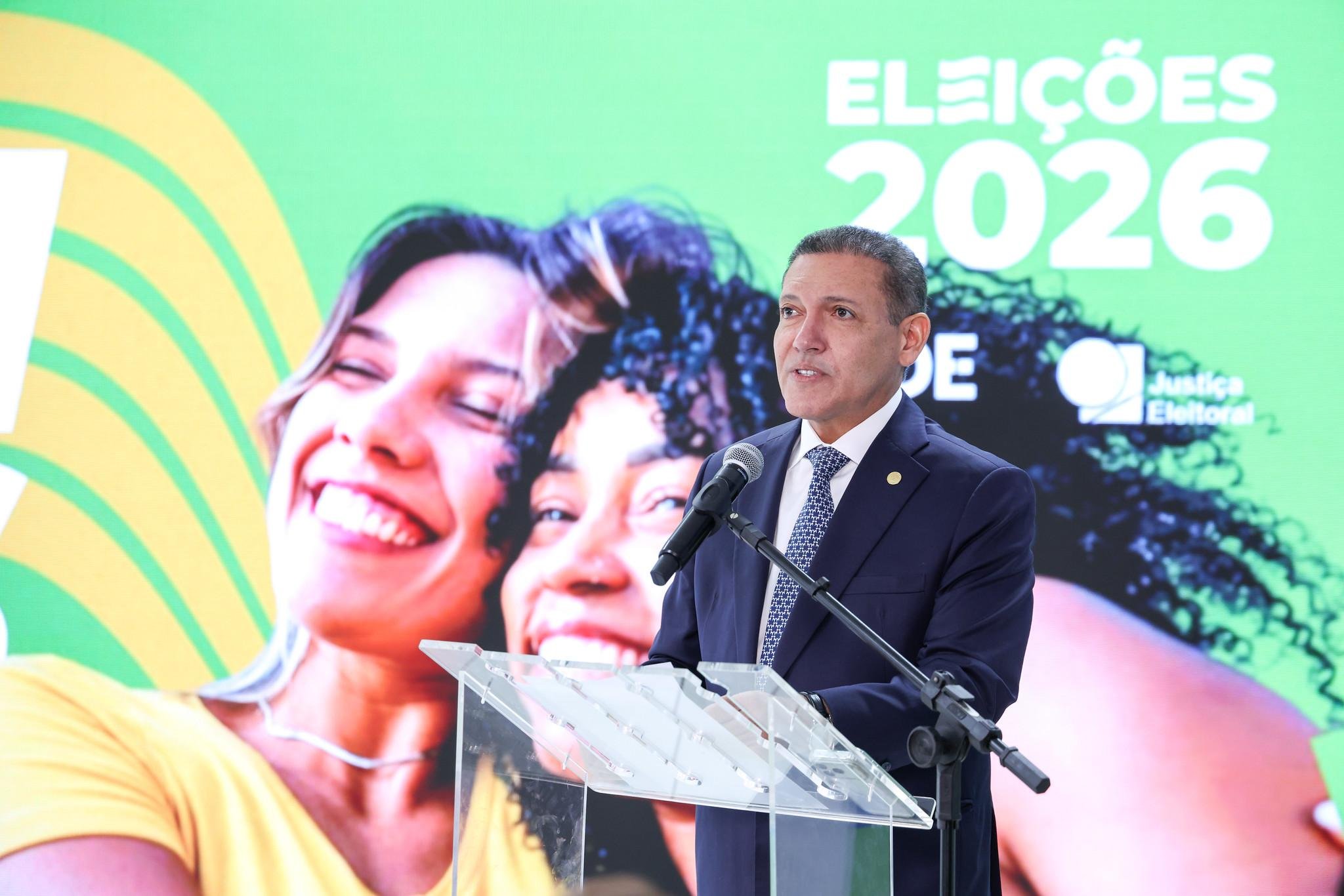 Encontro reuniu 86 embaixadores para demonstrar funcionamento da urna