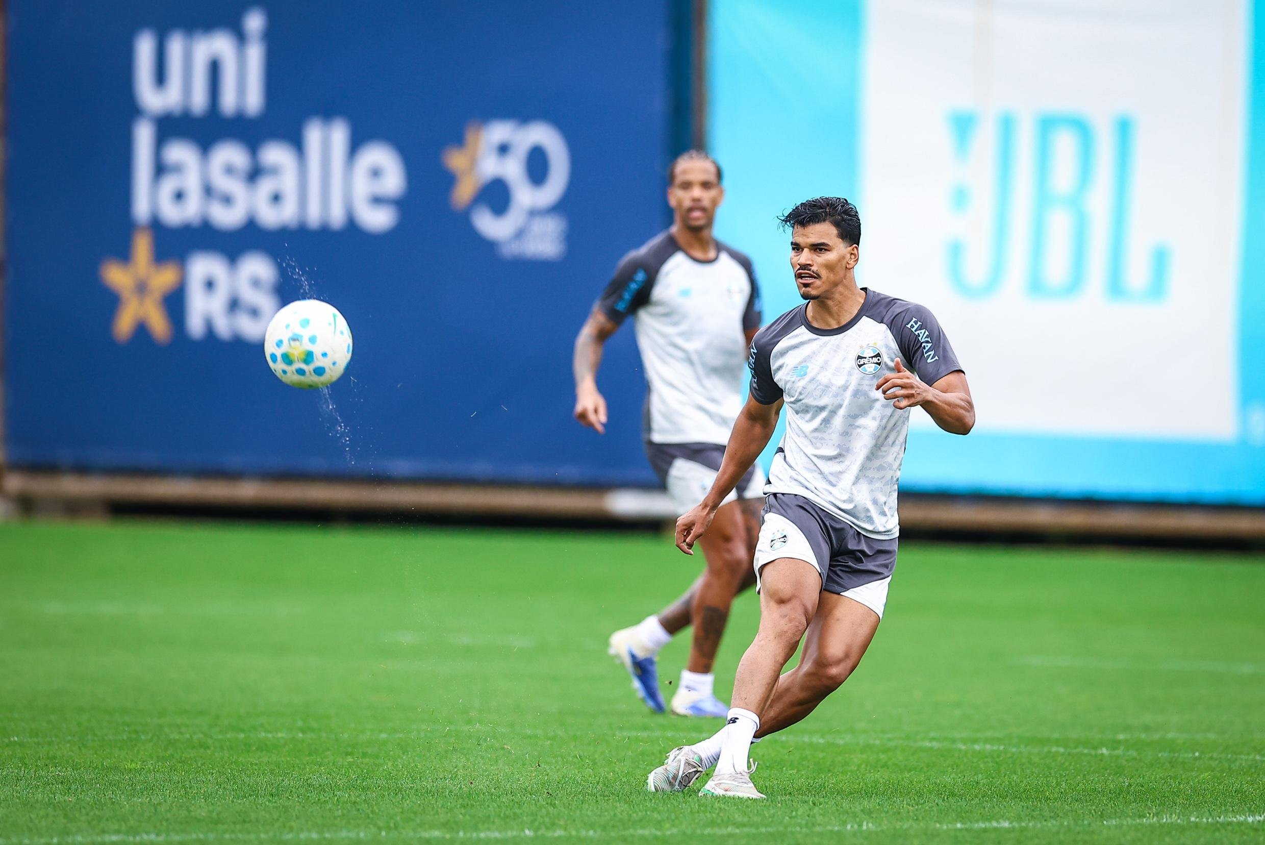 Danilo Barbosa pode estrear diante do Massa Bruta