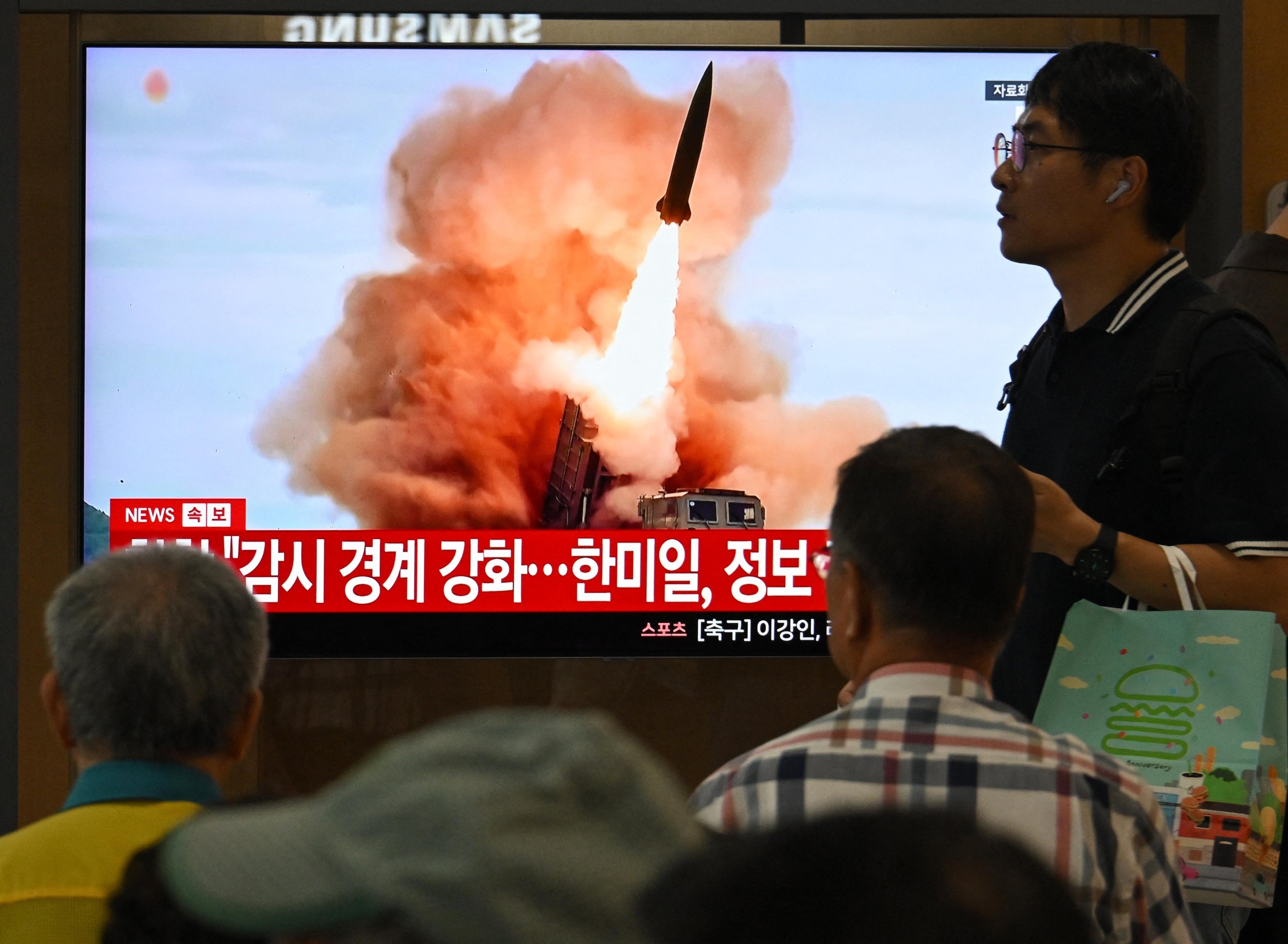 Lan&ccedil;amento ocorreu poucas horas ap&oacute;s o presidente dos Estados Unidos, Donald Trump, anunciar que se reunir&aacute; este ano com o l&iacute;der Kim Jong Un