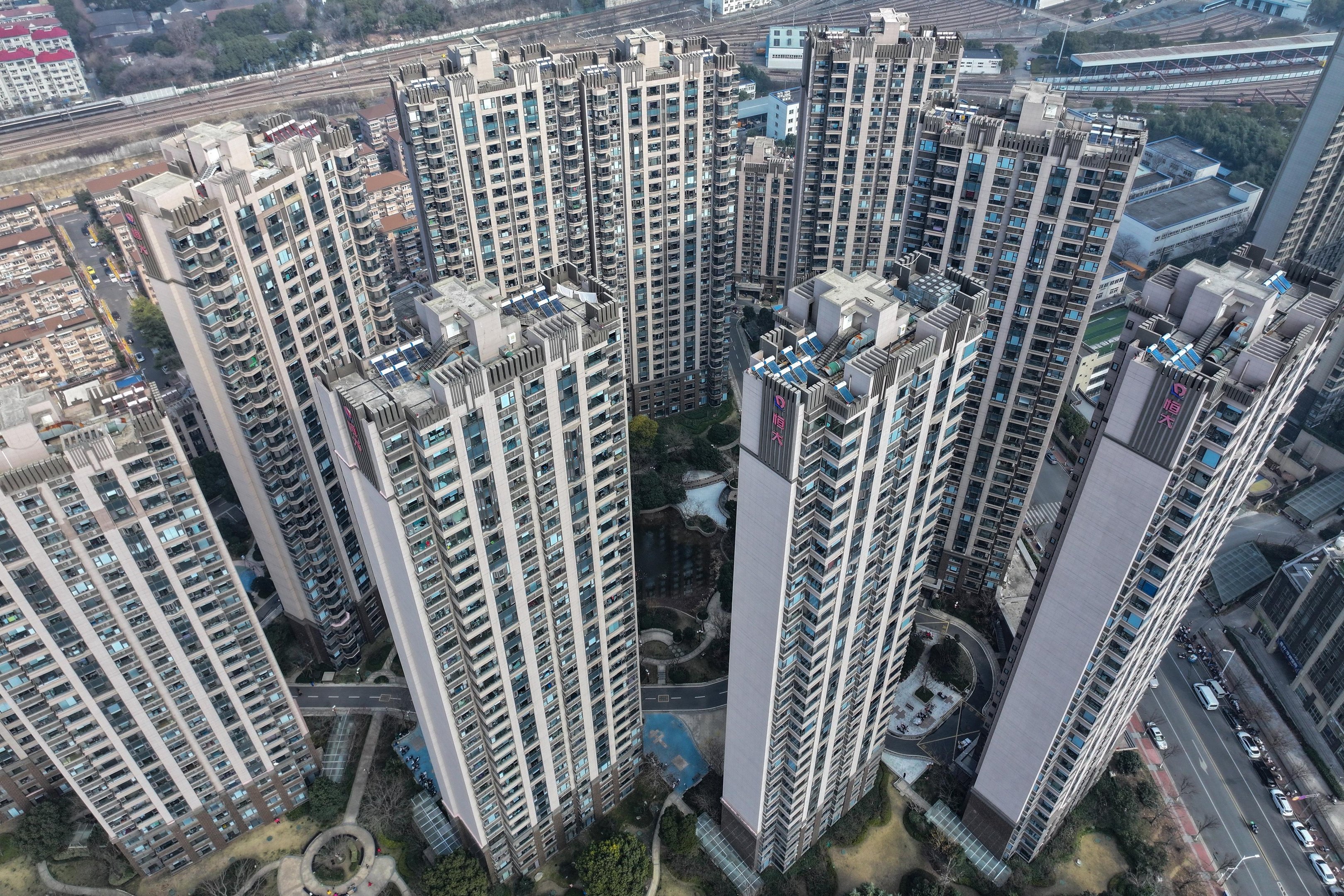Evergrande virou um s&iacute;mbolo da crise imobili&aacute;ria que segue afetando a economia chinesa