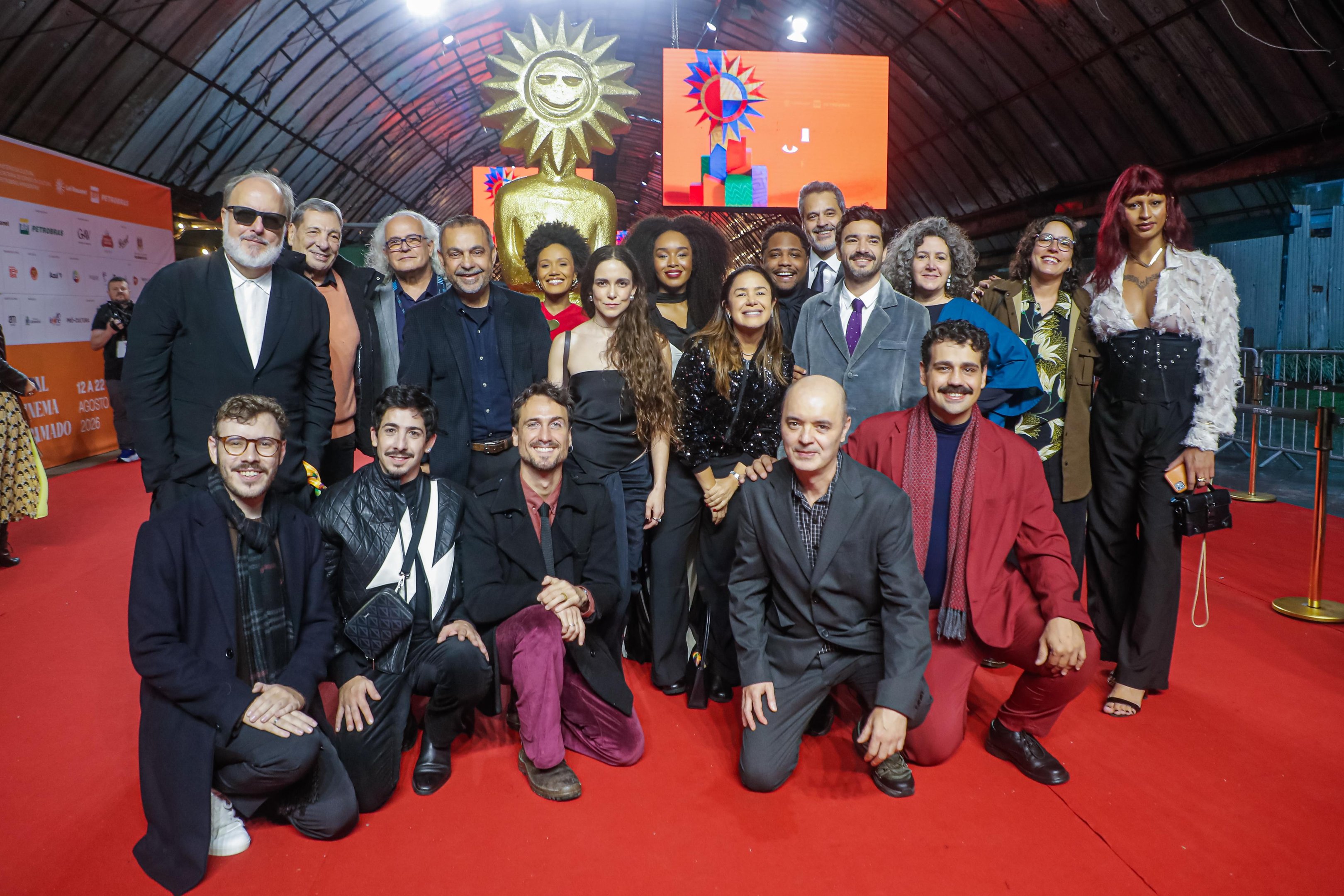 Equipe do longa-metragem brasileiro "Justino - Nos Bastidores do Reino", de Jos&eacute; Eduardo Belmonte
