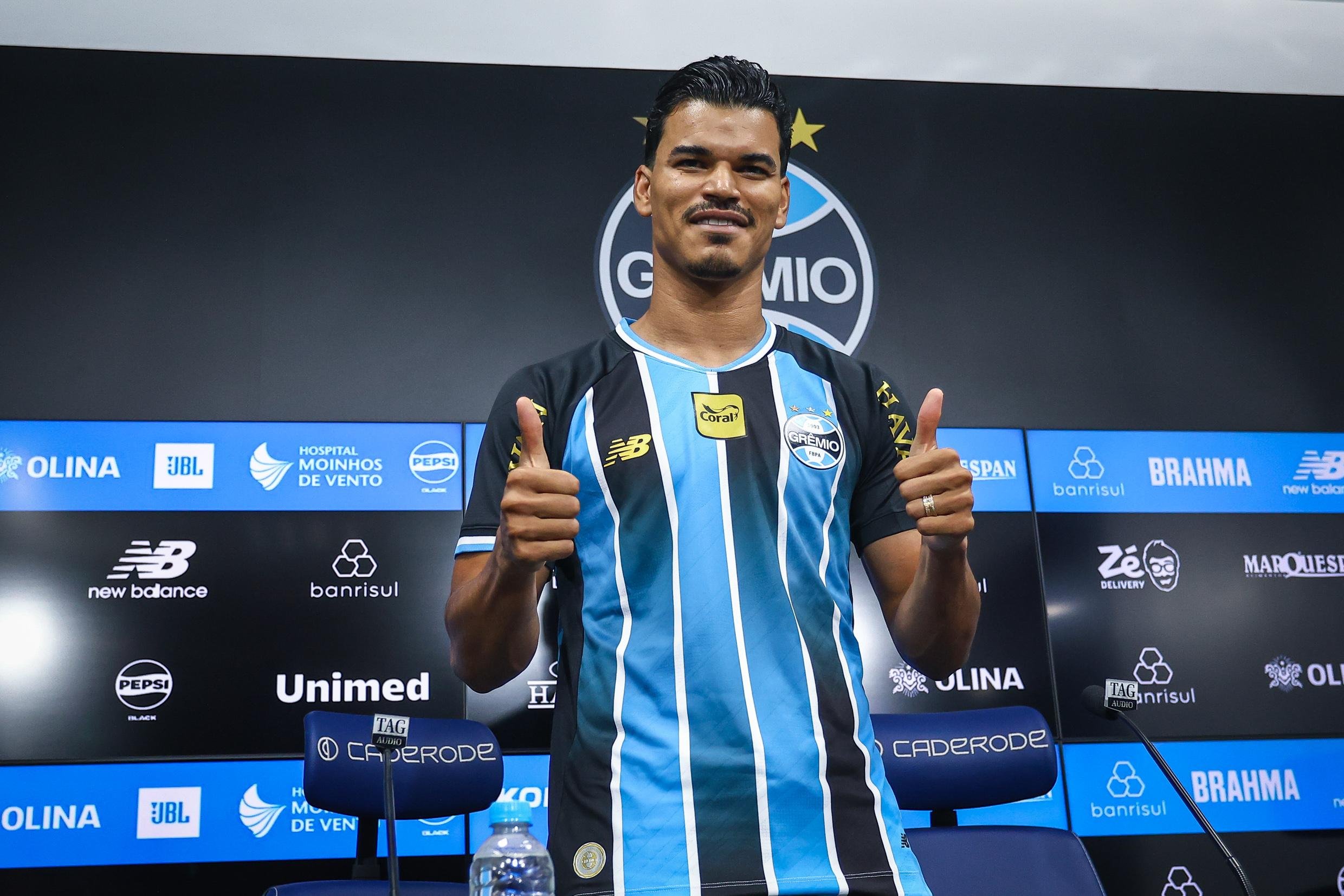 Danilo Barbosa &eacute; o novo camisa 15 do Tricolor