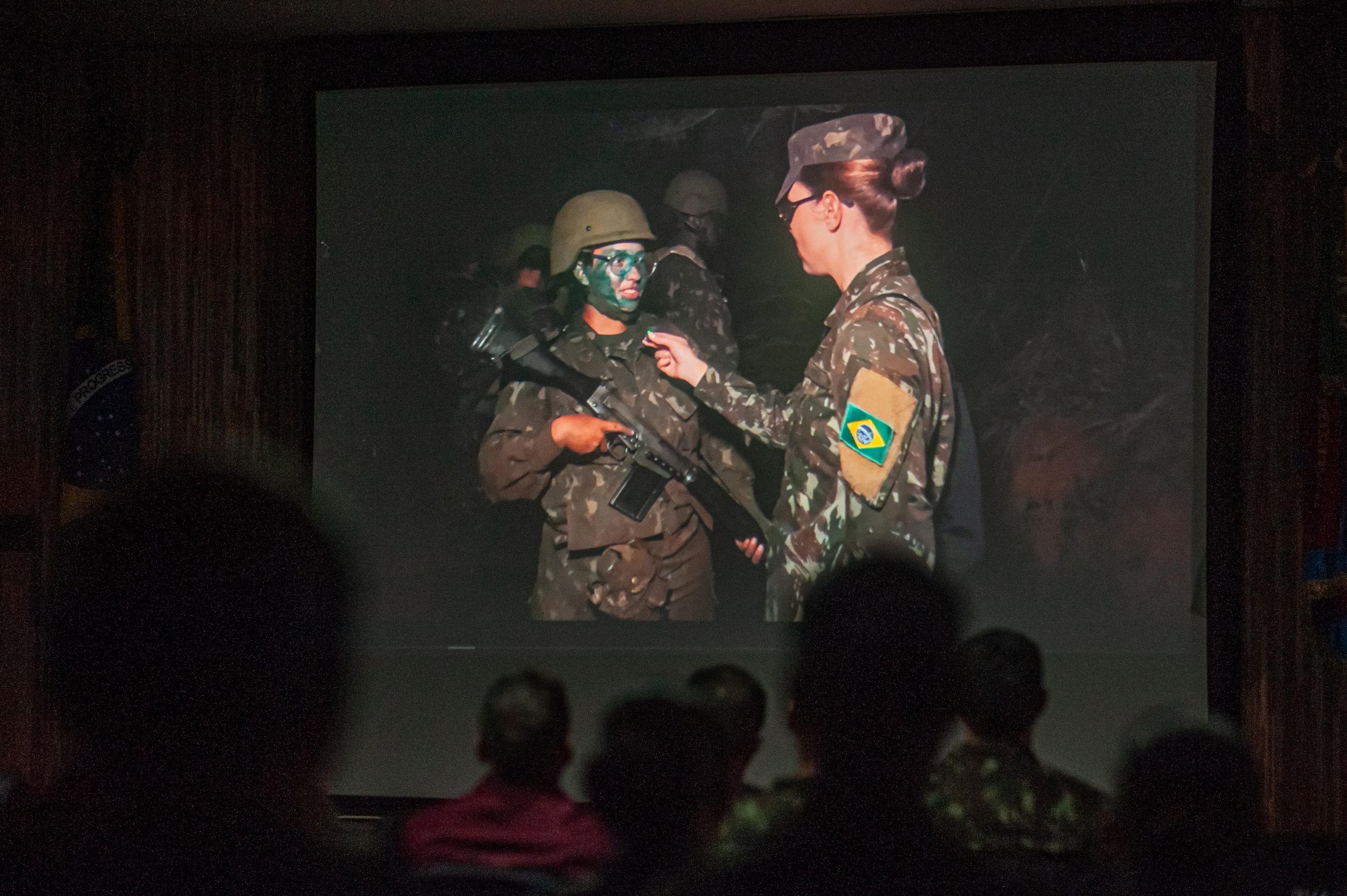 O Comando Militar do Sul (CMS) lan&ccedil;a o document&aacute;rio  "Pioneiras: as primeiras soldados do Comando Militar do Sul&rdquo; e inaugura a exposi&ccedil;&atilde;o &ldquo;Vanguarda da Mulher no Ex&eacute;rcito Brasileiro&rdquo; no Museu do CMS