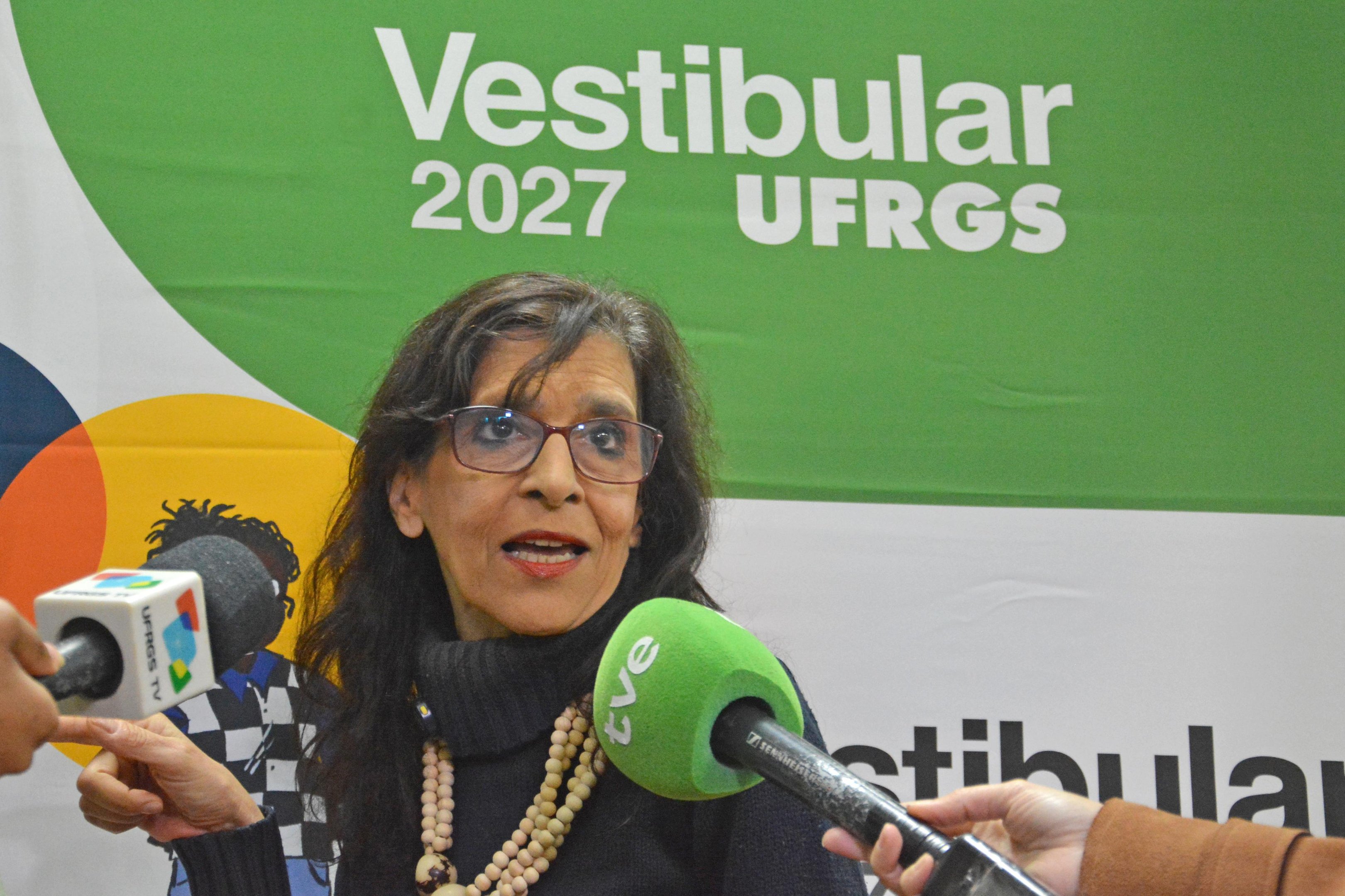 Inscri&ccedil;&otilde;es abrem na segunda-feira para 4.058 vagas em 98 cursos; taxa &eacute; de R$ 180
