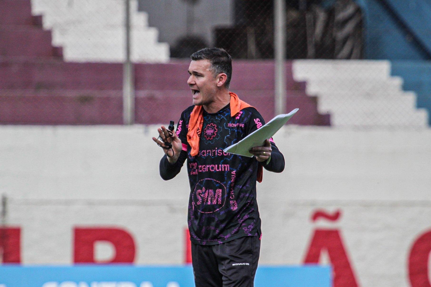 Primeiras a&ccedil;&otilde;es do t&eacute;cnico William De Mattia no comando gren&aacute;!
