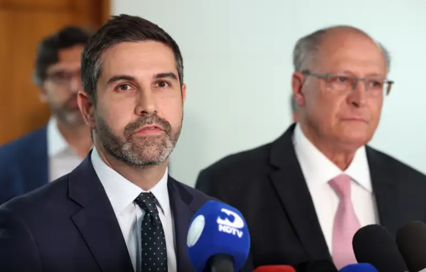 Para o presidente da entidade, Abr&atilde;o Neto, o momento de aproxima&ccedil;&atilde;o entre os dois l&iacute;deres "deve ser aproveitado para avan&ccedil;ar em solu&ccedil;&otilde;es concretas que reduzam barreiras"