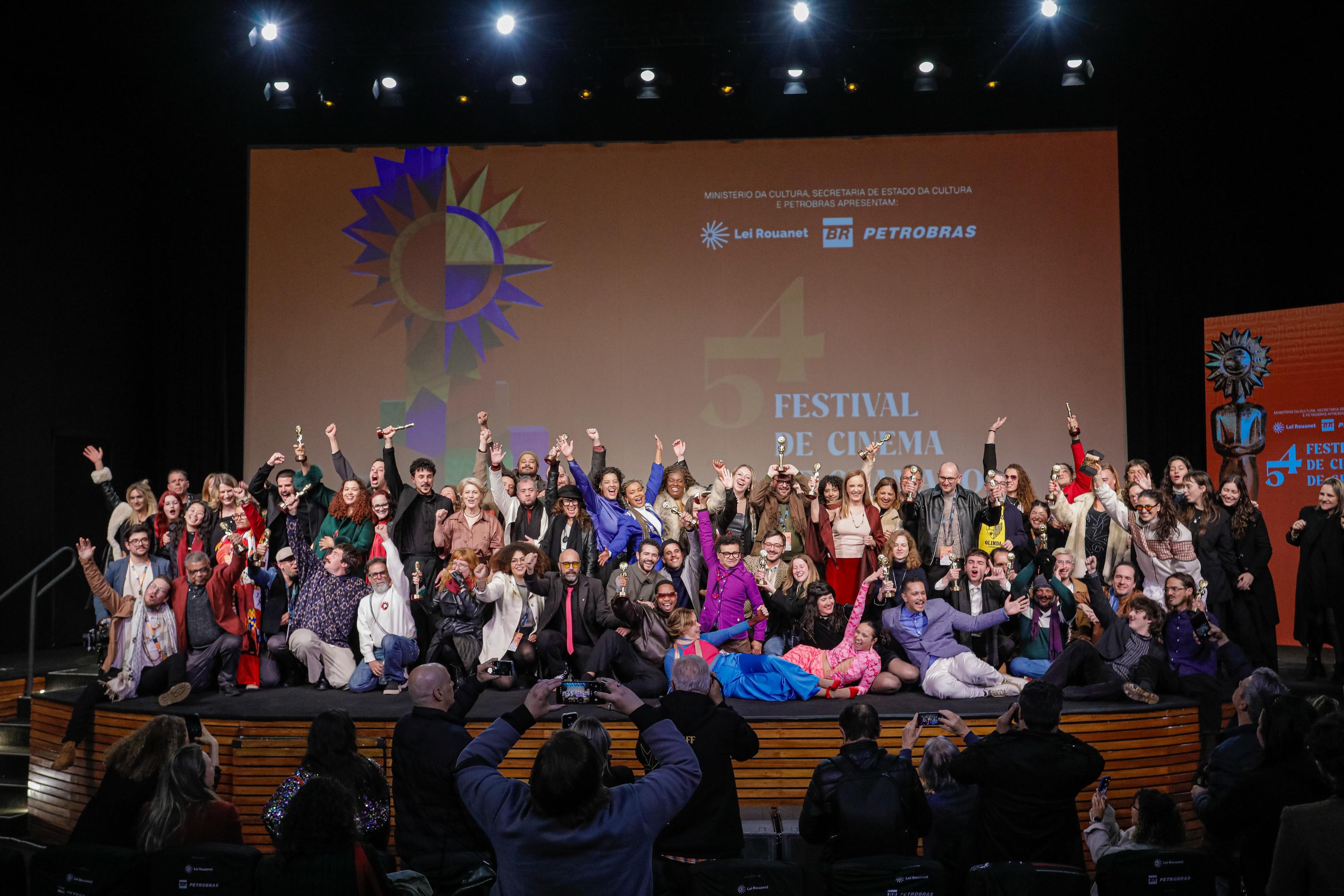 Os premiados dos curtas-metragens brasileiros e longas-metragens ga&uacute;chos