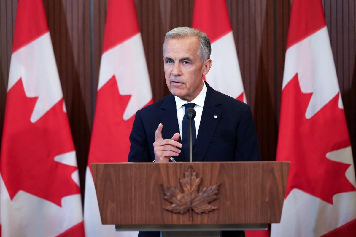 Mark Carney anunciou medidas de retalia&ccedil;&atilde;o contra o a&ccedil;o e latic&iacute;nios dos Estados Unidos,