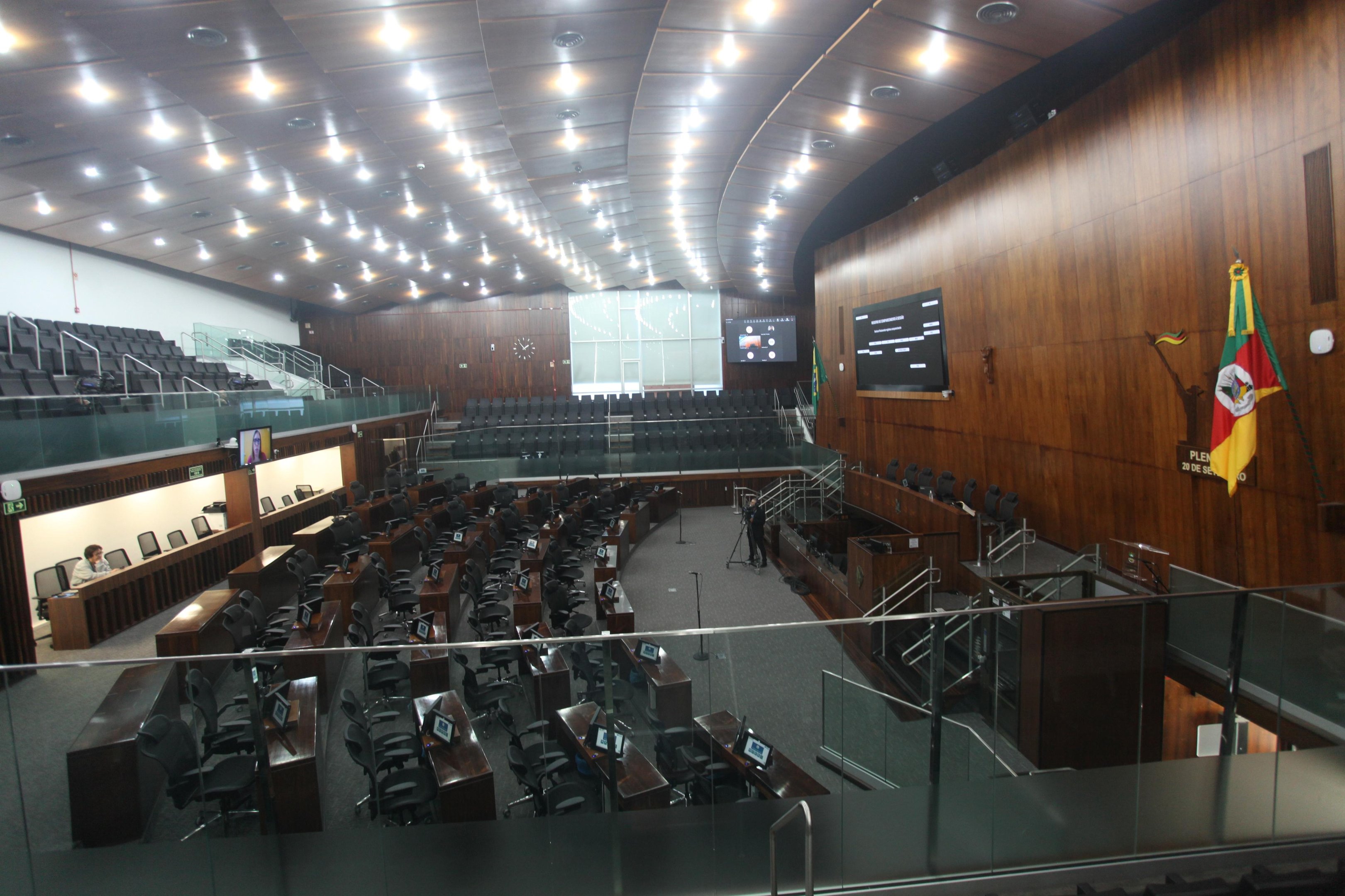 Assembleia Legislativa re&uacute;ne-se nesta ter&ccedil;a-feira e deve derrubar veto de Eduardo Leite