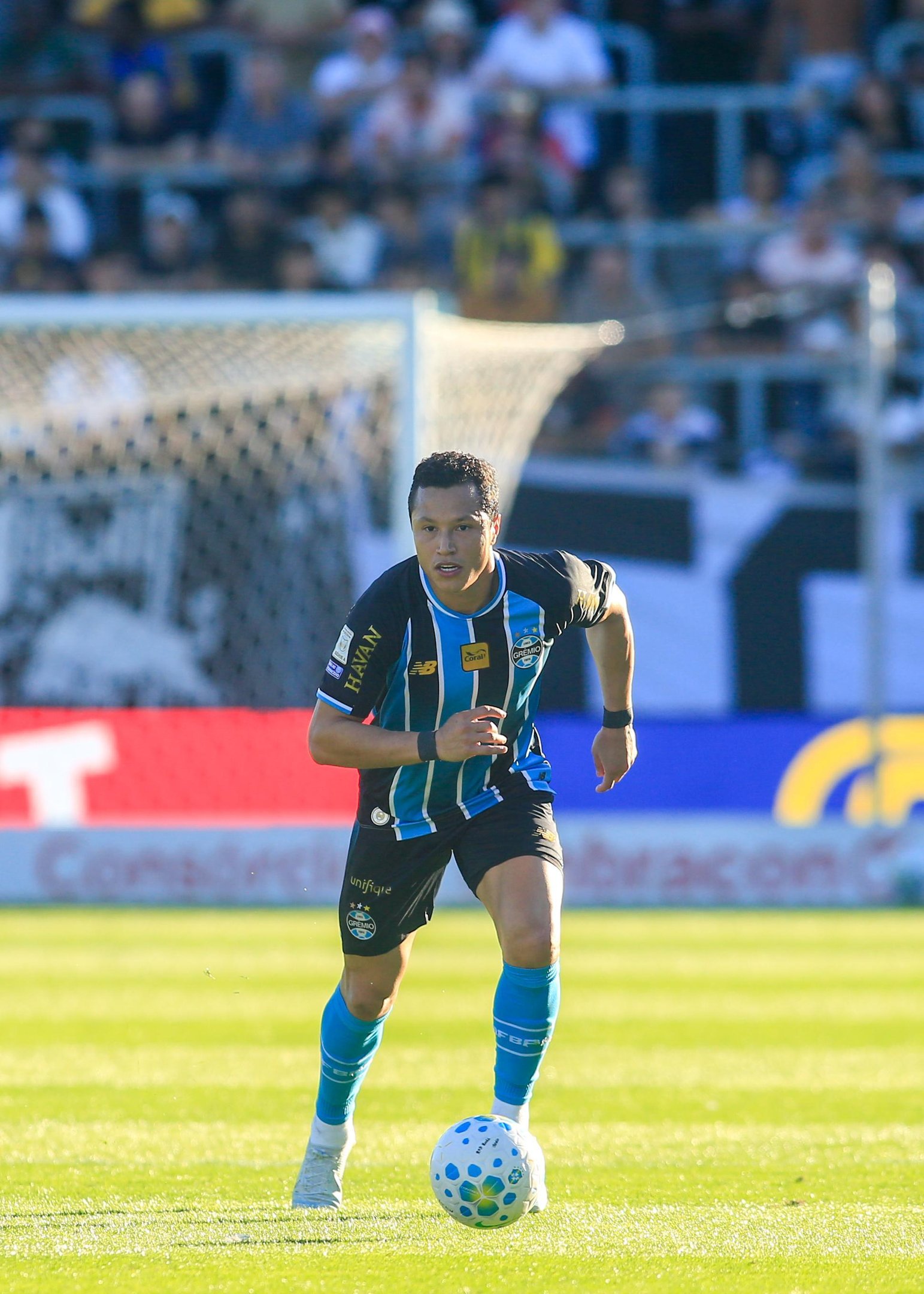 Marlon foi titular na derrota para o Bragantino