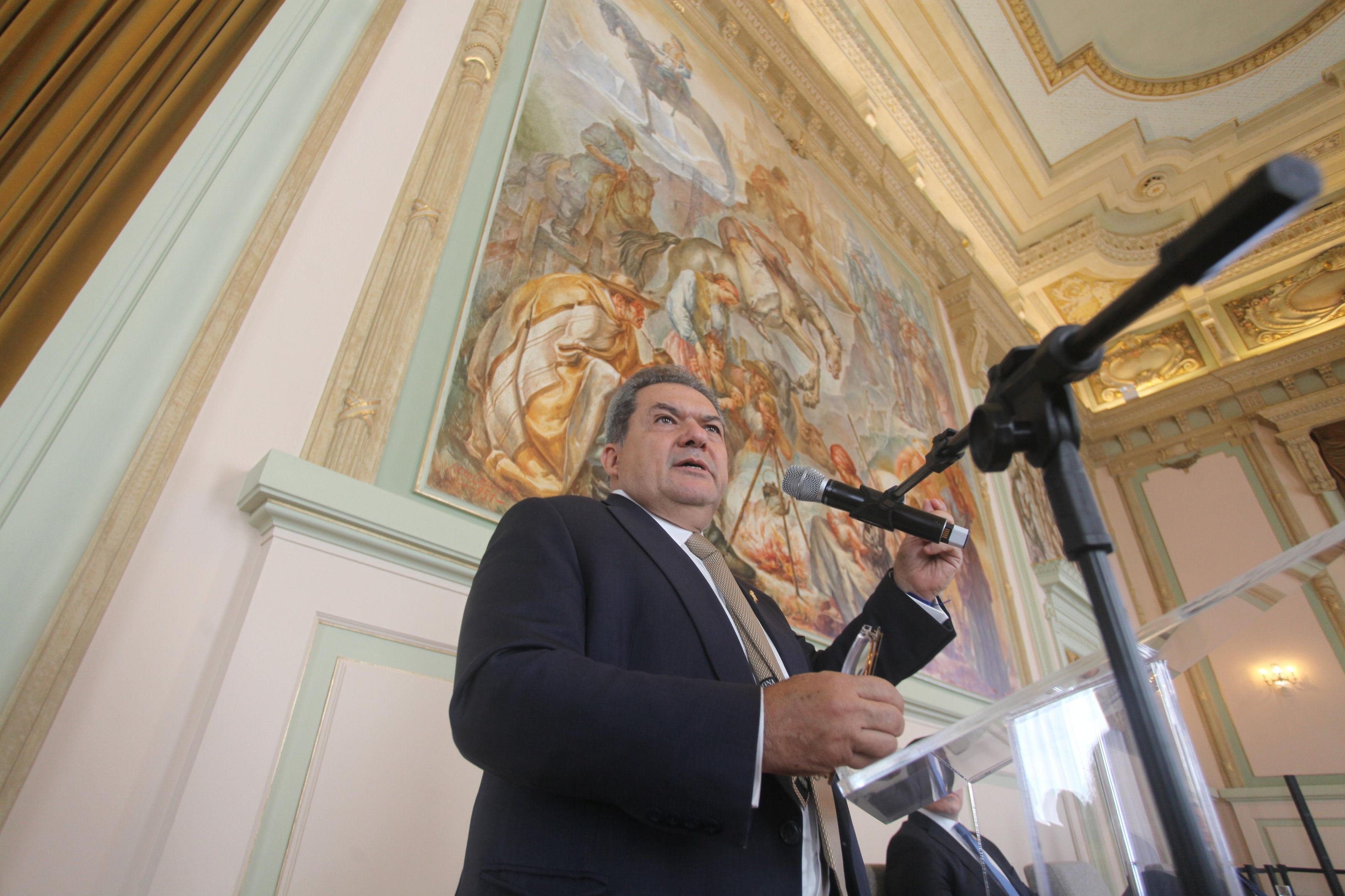 Ministro do STJ  Carlos Brand&atilde;o ministra palestra promovida pela PGE