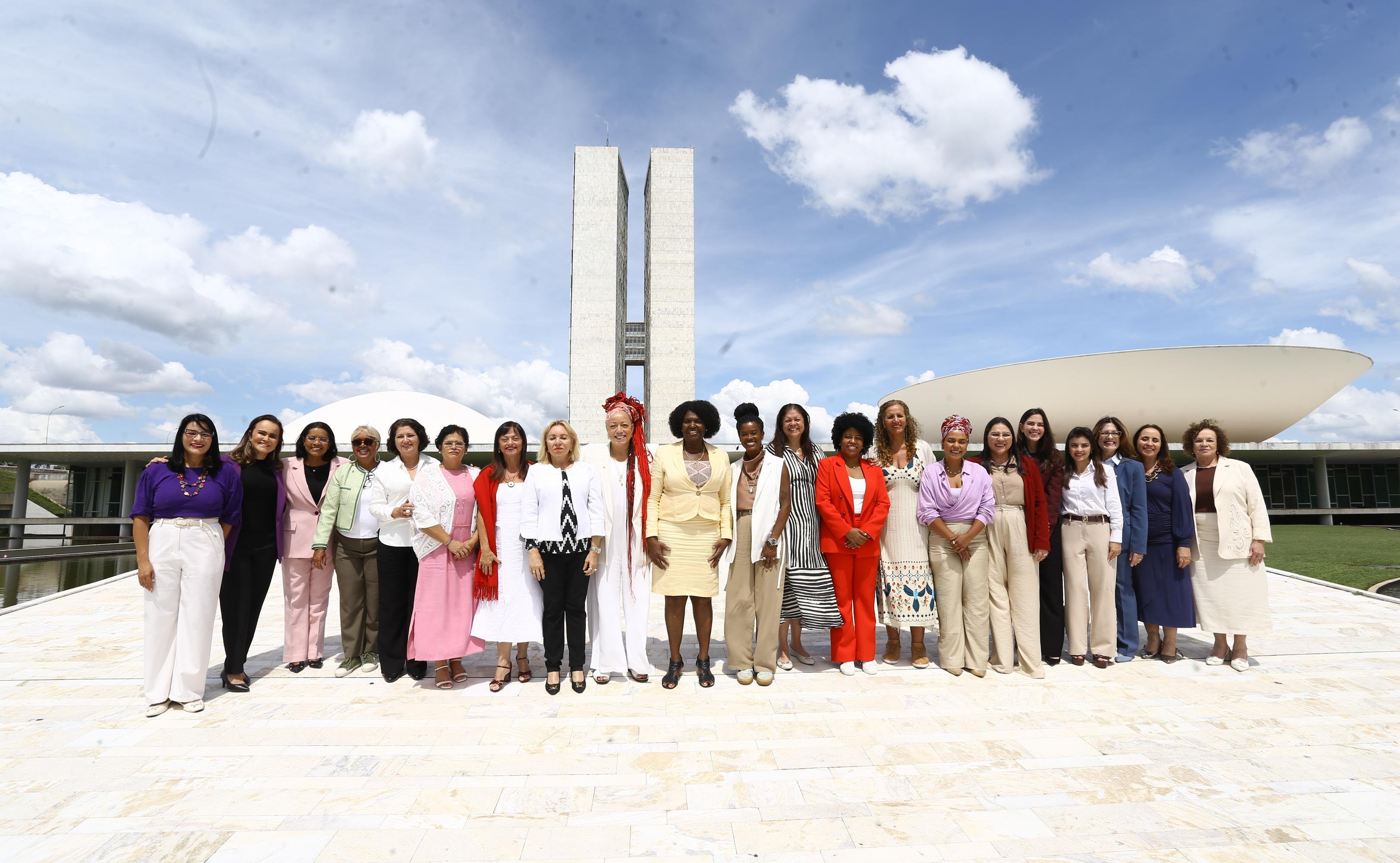 Segundo levantamento, o Brasil tem a menor representa&ccedil;&atilde;o feminina na pol&iacute;tica entre os pa&iacute;ses da Am&eacute;rica Latina