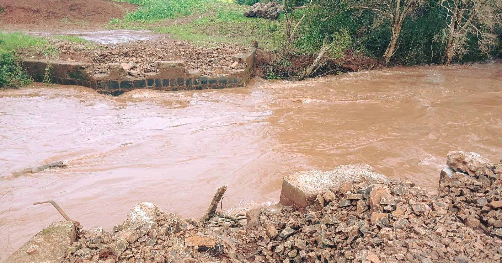 Ponte sobre o Rio Herval, na divisa entre Santo Ant&ocirc;nio do Planalto e Ernestina, ser&aacute; reconstru&iacute;da novamente em parceria pelos dois munic&iacute;pios.