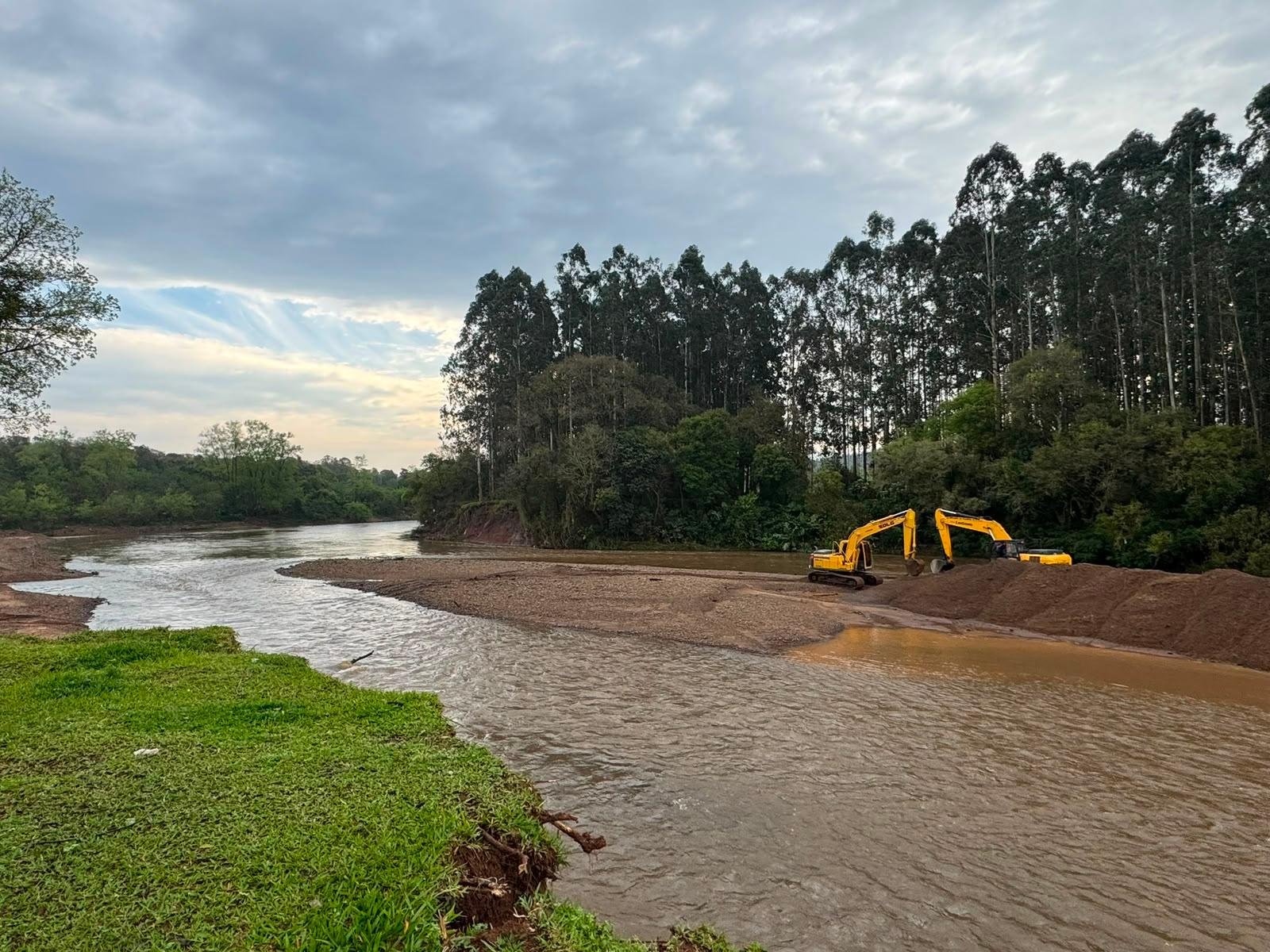 N&atilde;o h&aacute;  previs&atilde;o para a conclus&atilde;o dos trabalhos, que dependem das condi&ccedil;&otilde;es clim&aacute;ticas