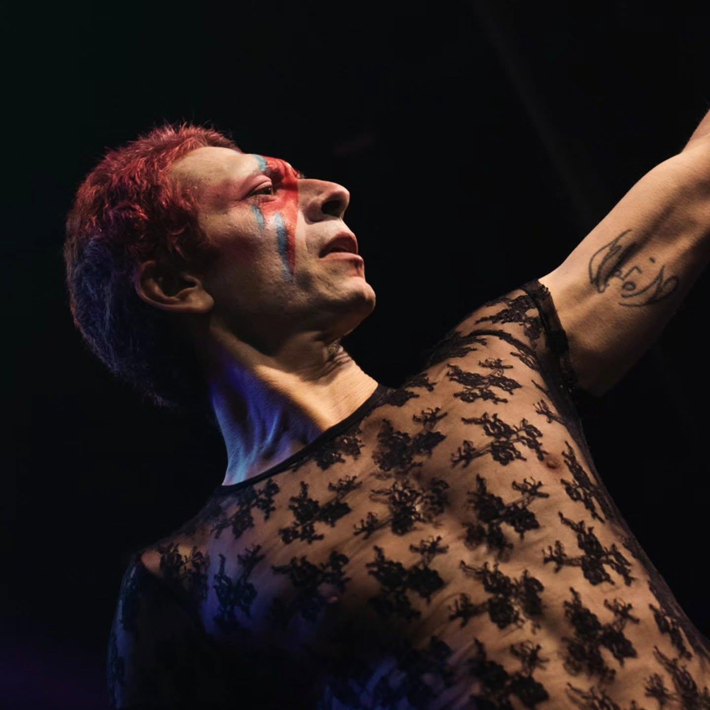 Marcelo Astiazara &eacute; o vocalista da Ziggy