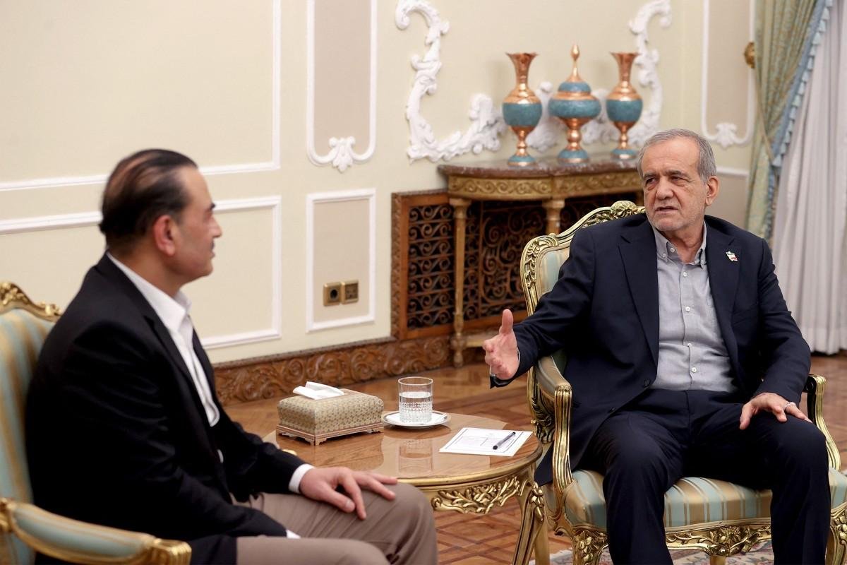Presidente iraniano minimiza impacto das novas medidas dos EUA e defende negocia&ccedil;&otilde;es para encerrar a guerra