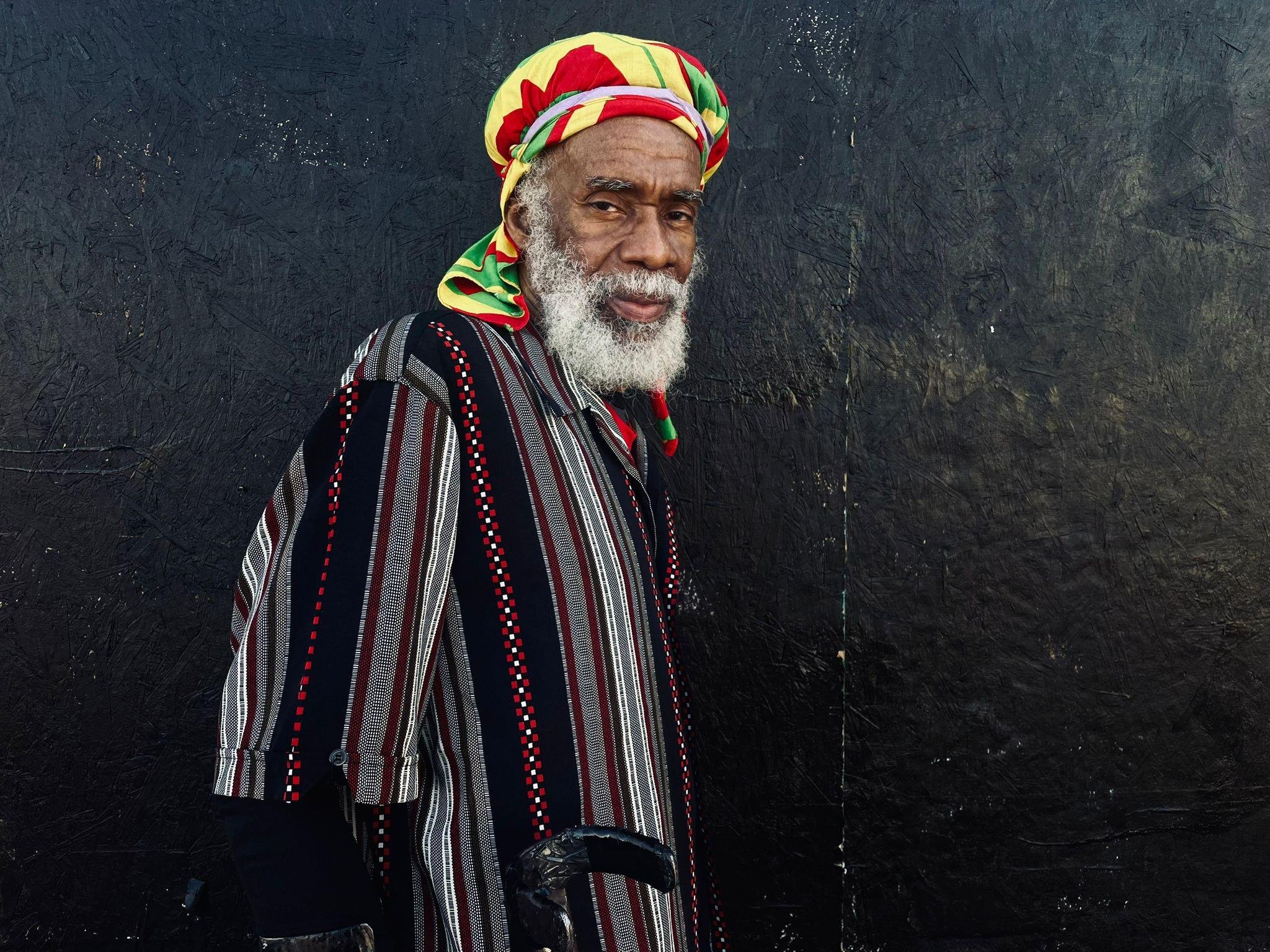 A banda jamaicana  Israel Vibration,  com o fundador Lacelle &ldquo;Wiss Bulgin&rdquo; (foto), volta ao Opini&atilde;o para show da turn&ecirc; &ldquo;Reggae Music Never Dies&rdquo;, nesta quinta, 28, &agrave;s 22h
