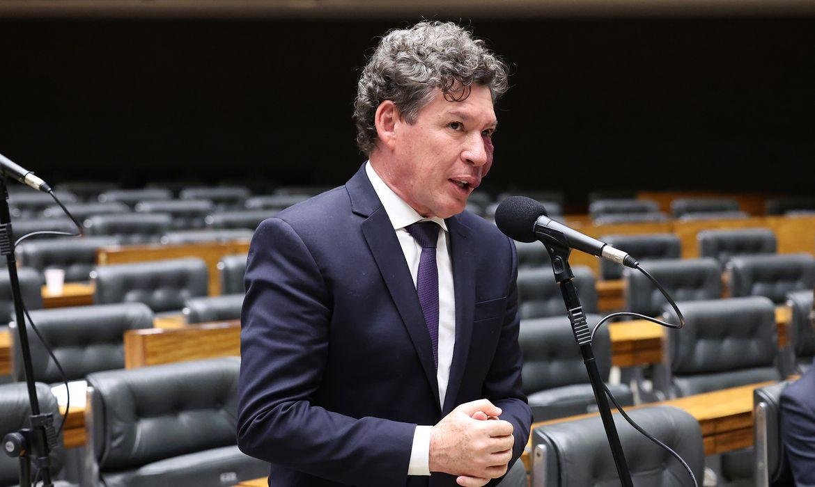 Motta indica presidente da comiss&atilde;o da MP da taxa das blusinhas