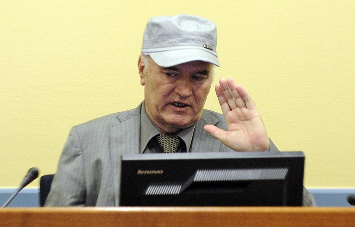 Ratko Mladic, ex-comandante militar dos s&eacute;rvios da B&oacute;snia, morre aos 84 anos