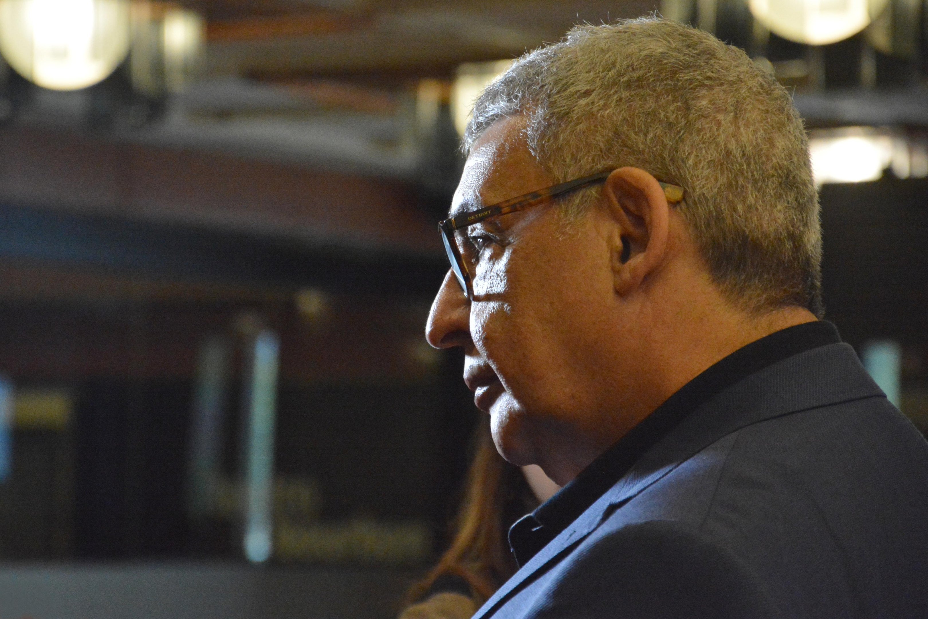 Prefeito Sebasti&atilde;o Melo falou com a imprensa sobre o Sistema de Prote&ccedil;&atilde;o Contra Cheias.