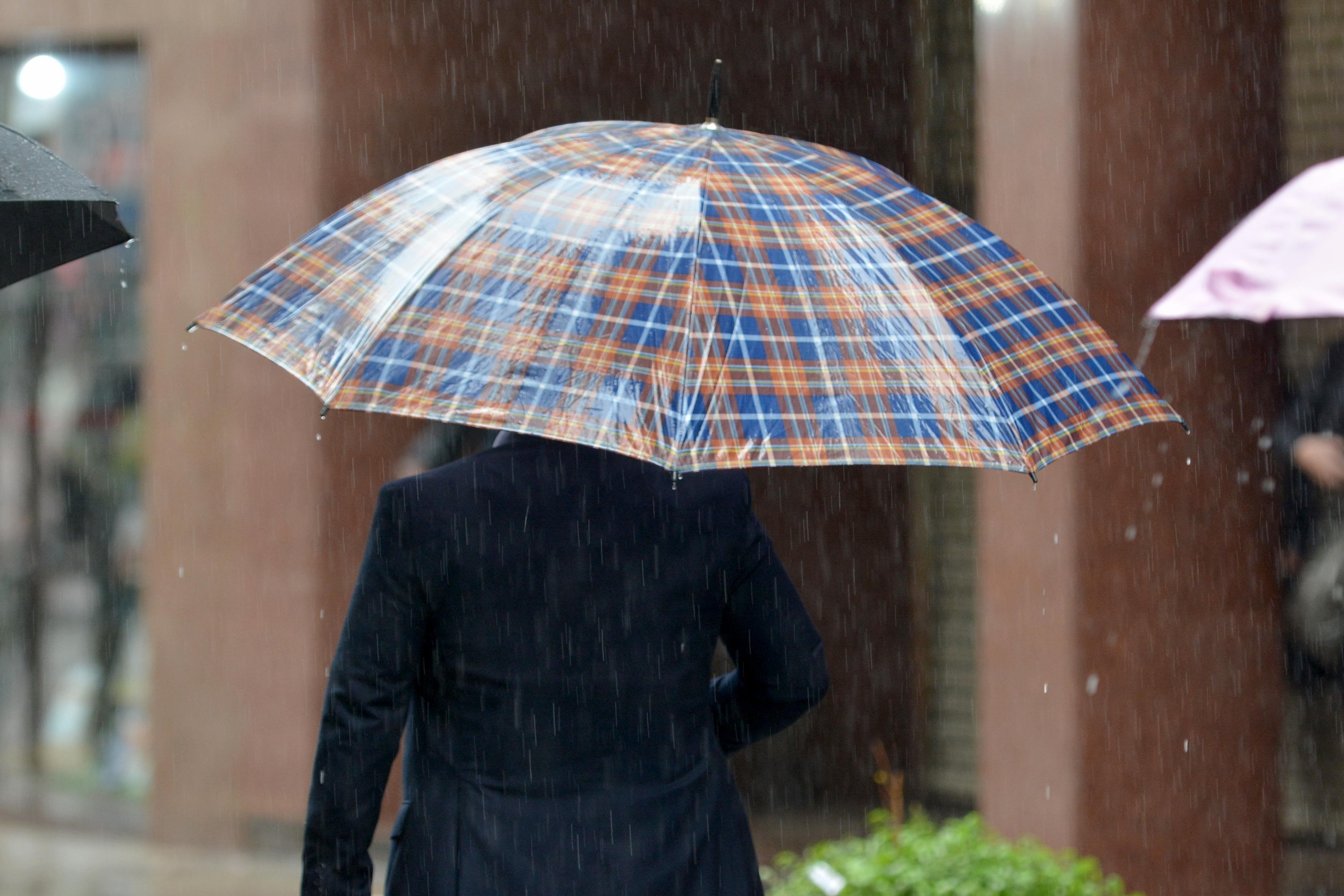 Risco de queda de granizo afeta algumas regi&otilde;es do Estado