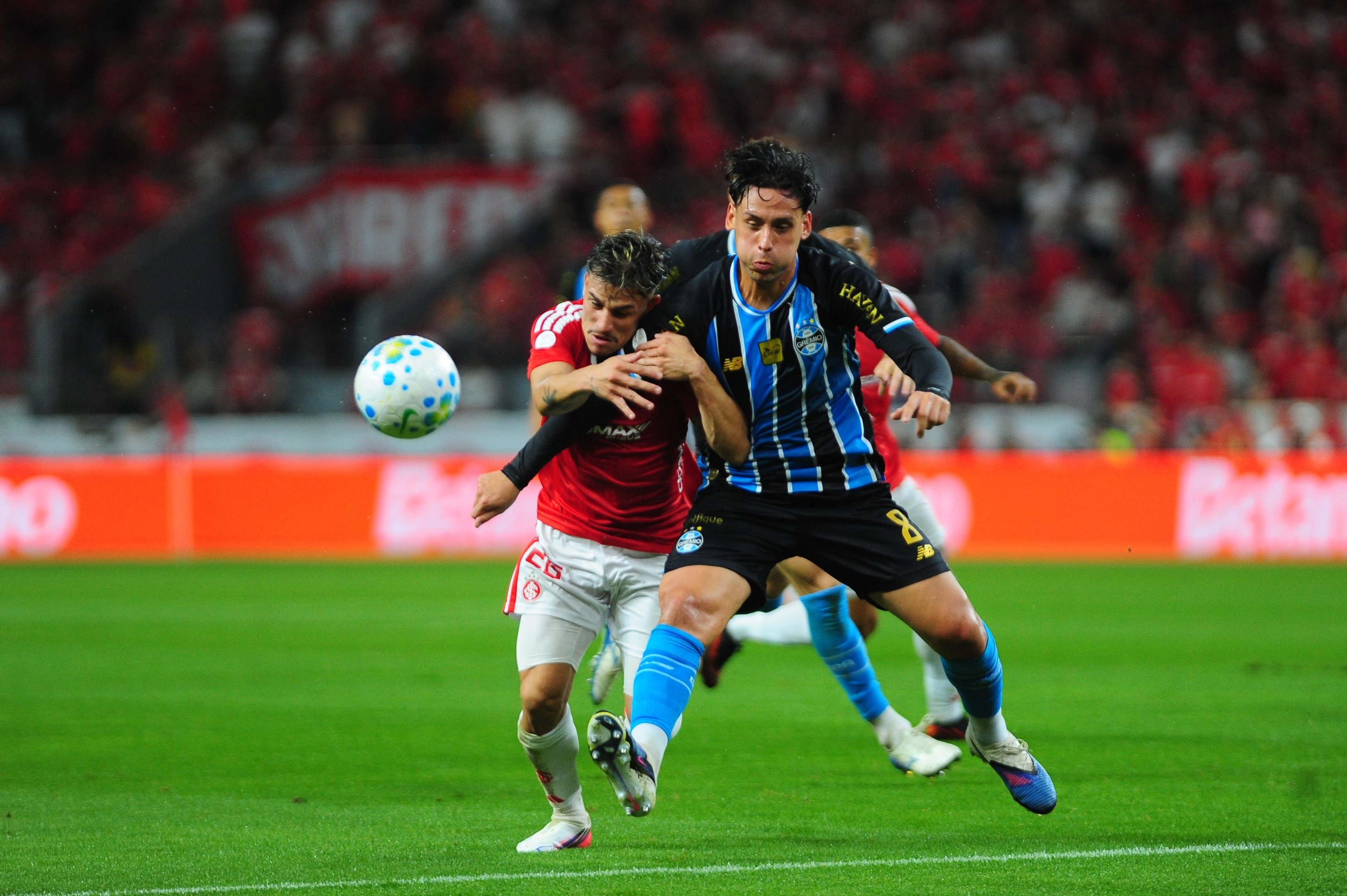 Inter e Gr&ecirc;mio voltam a se enfrentar na pr&oacute;xima quinta-feira, desta vez na Arena