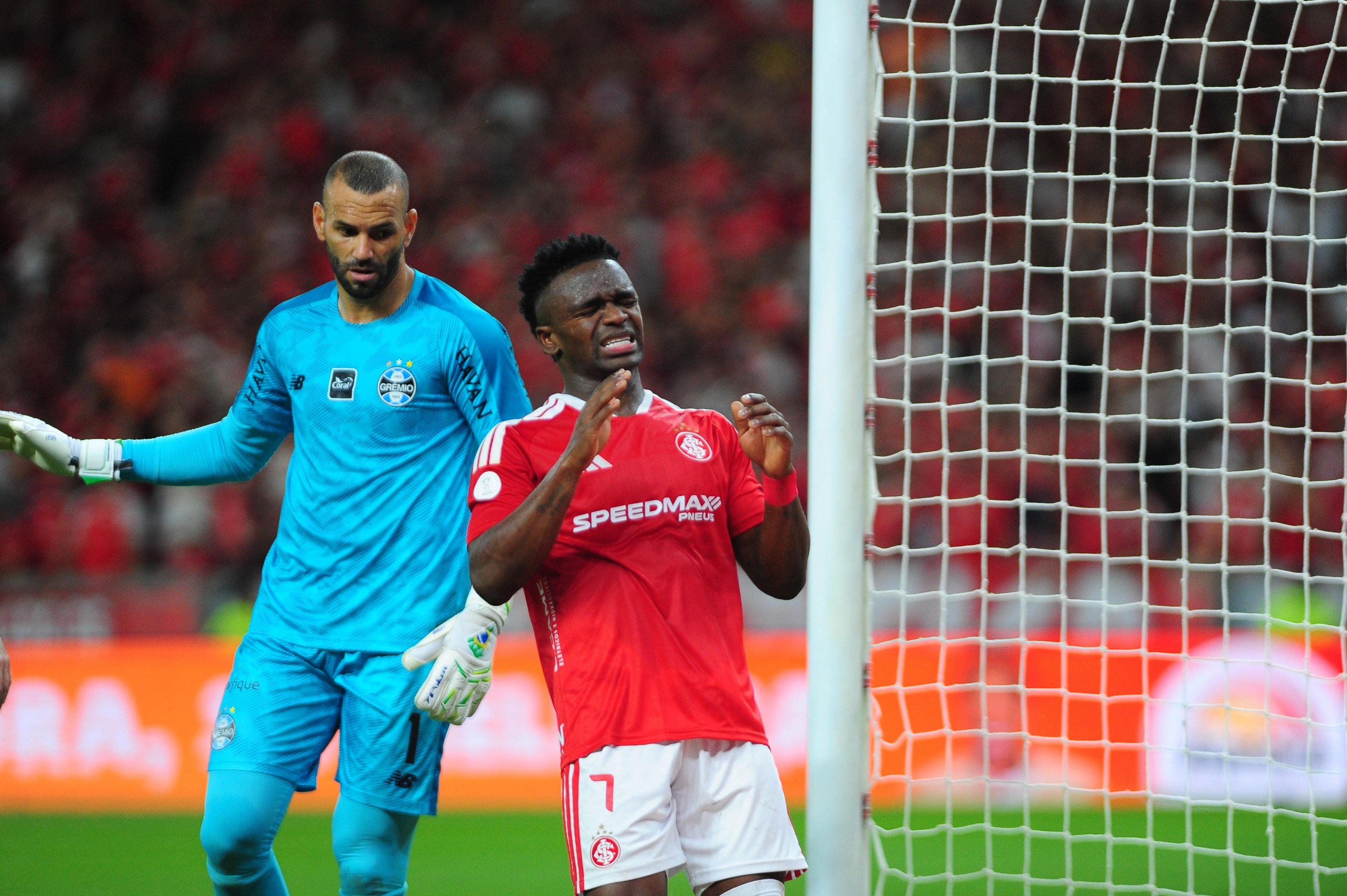 Time colorado negou-se a concentrar para o Gre-Nal devido ao atraso nos sal&aacute;rios
