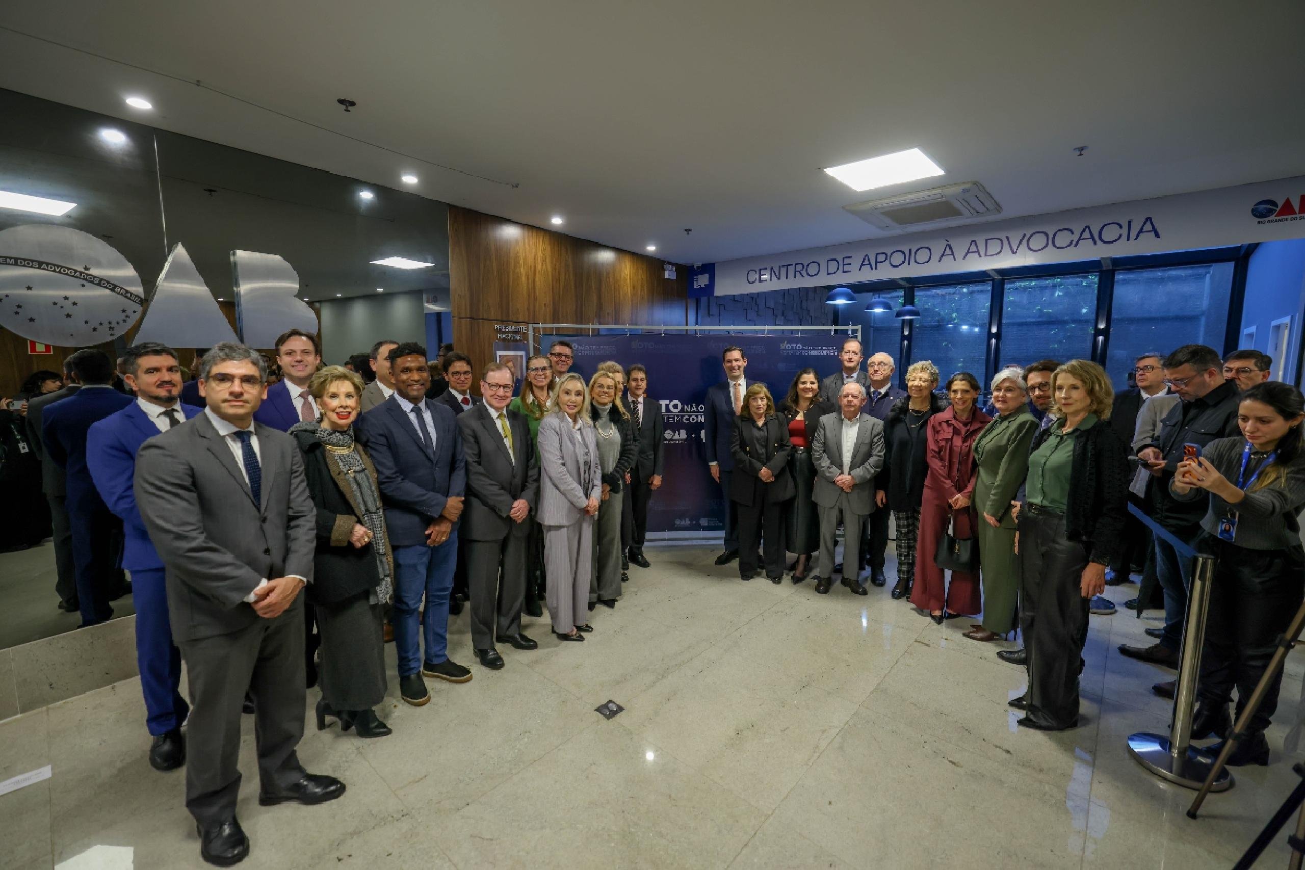 Evento reuniu autoridades da Ordem dos Advogados do Brasil, seccional RS, e do Tribunal Regional Eleitoral do Estado