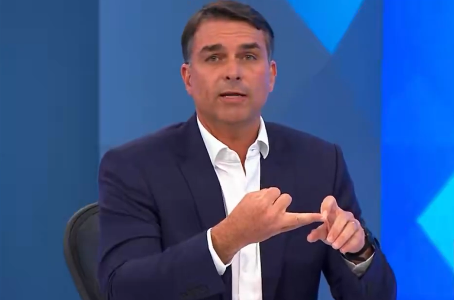 Candidato enfatizou que investimento na produ&ccedil;&atilde;o foi privado