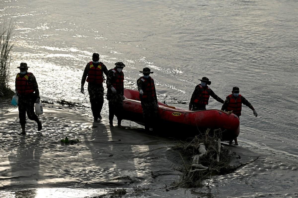 Trag&eacute;dia atinge o Nepal