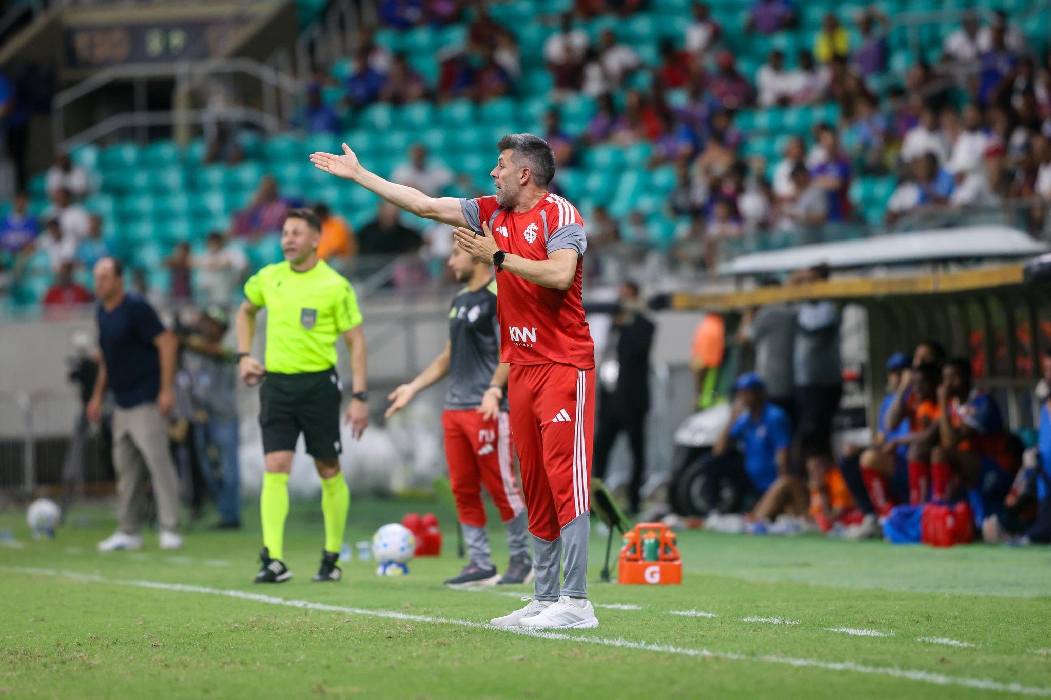 Inter de Paulo Pezzolano tem uma sequ&ecirc;ncia complicada pela frente e precisa de vit&oacute;rias