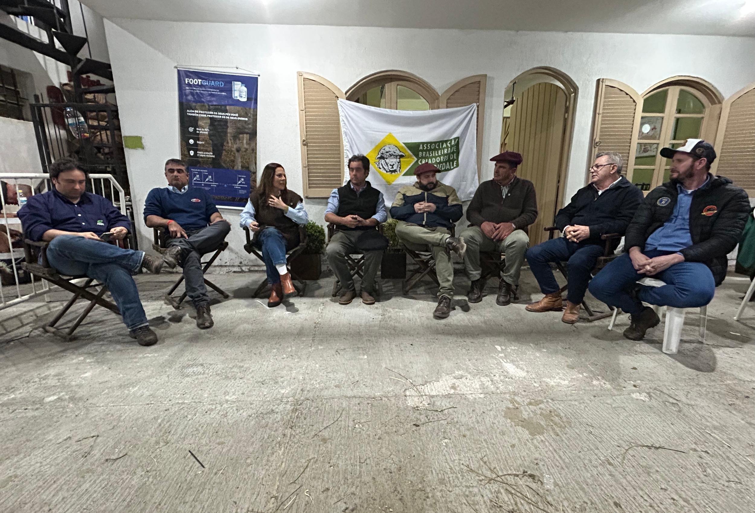 Debate na Expointer reuniu lideran&ccedil;as de produ&ccedil;&atilde;o, frigor&iacute;ficos, varejo e mercado
