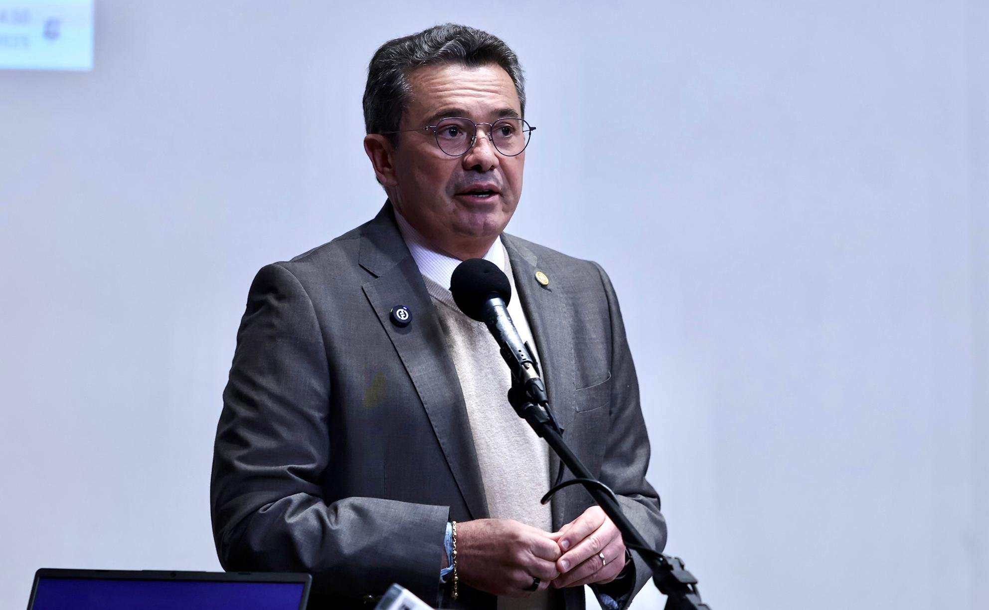 "O TCU sentir&aacute; sua falta e guardar&aacute;, com reconhecimento e gratid&atilde;o, a marca de sua passagem", afirmou Vital