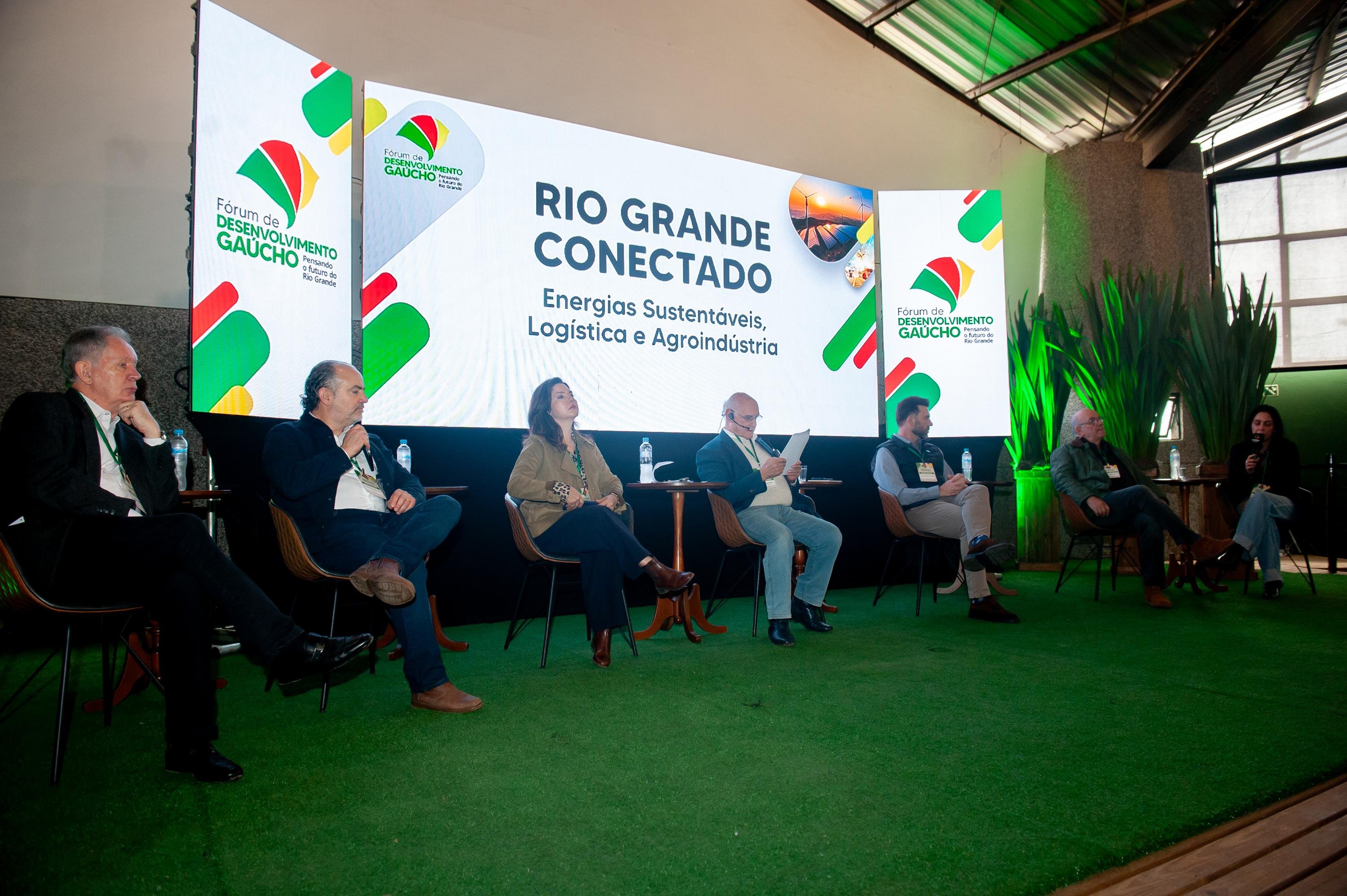 F&oacute;rum de Desenvolvimento Ga&uacute;cho