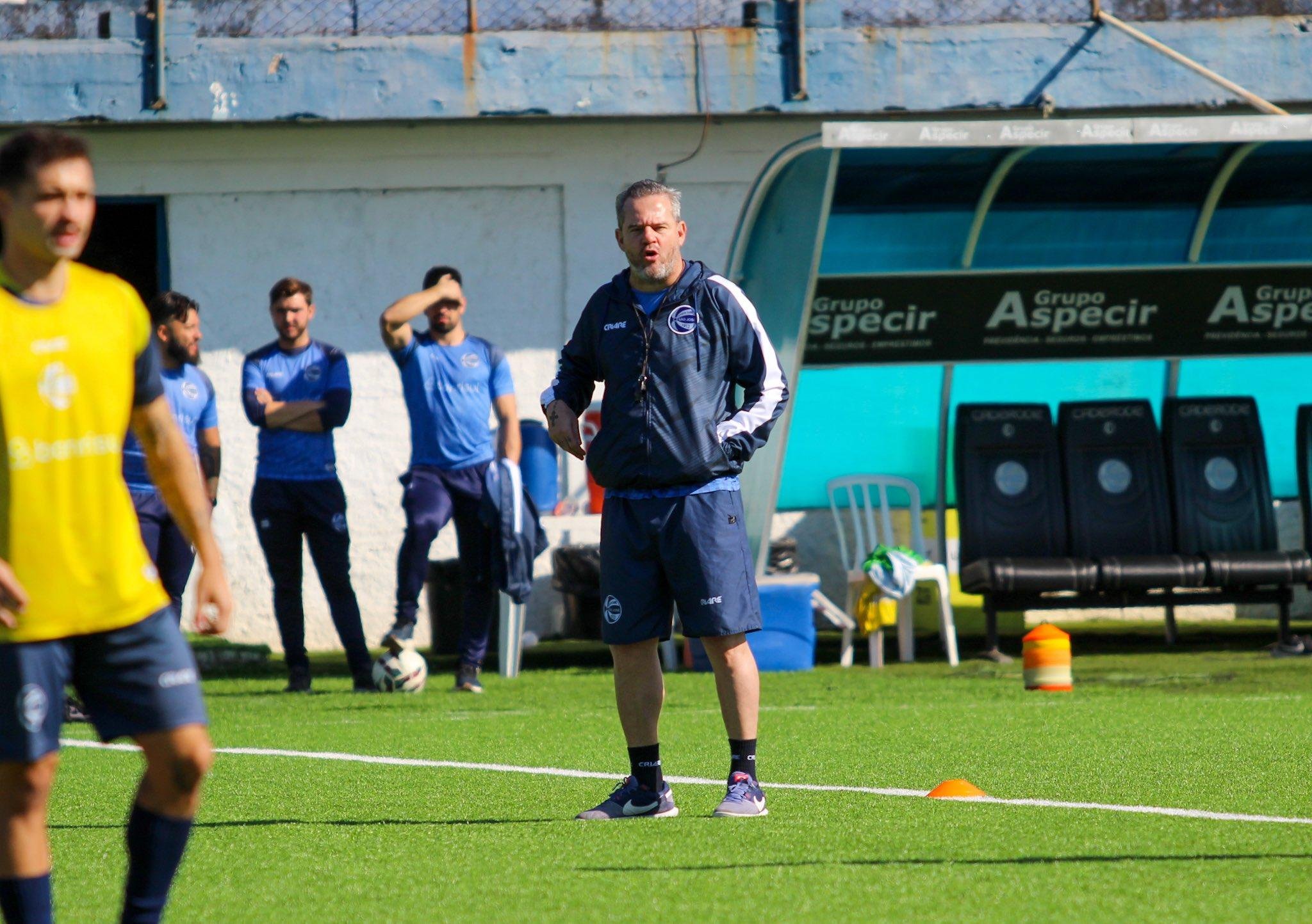 Argel Fuchs comanda o S&atilde;o Jos&eacute; na decis&atilde;o na S&eacute;rie D do Brasileir&atilde;o