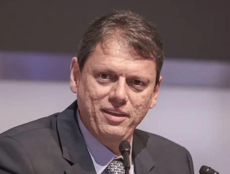 Tarc&iacute;sio tamb&eacute;m&nbsp;se pronunciou sobre o suposto envolvimento de Moraes com o Banco Master