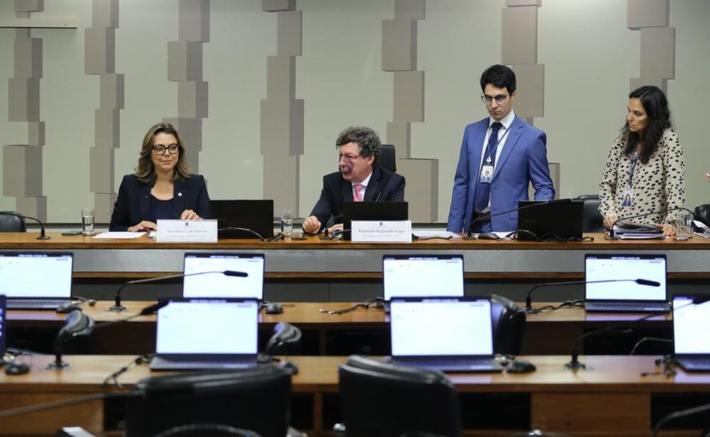 Comiss&atilde;o votou o fim da taxa das blusinhas