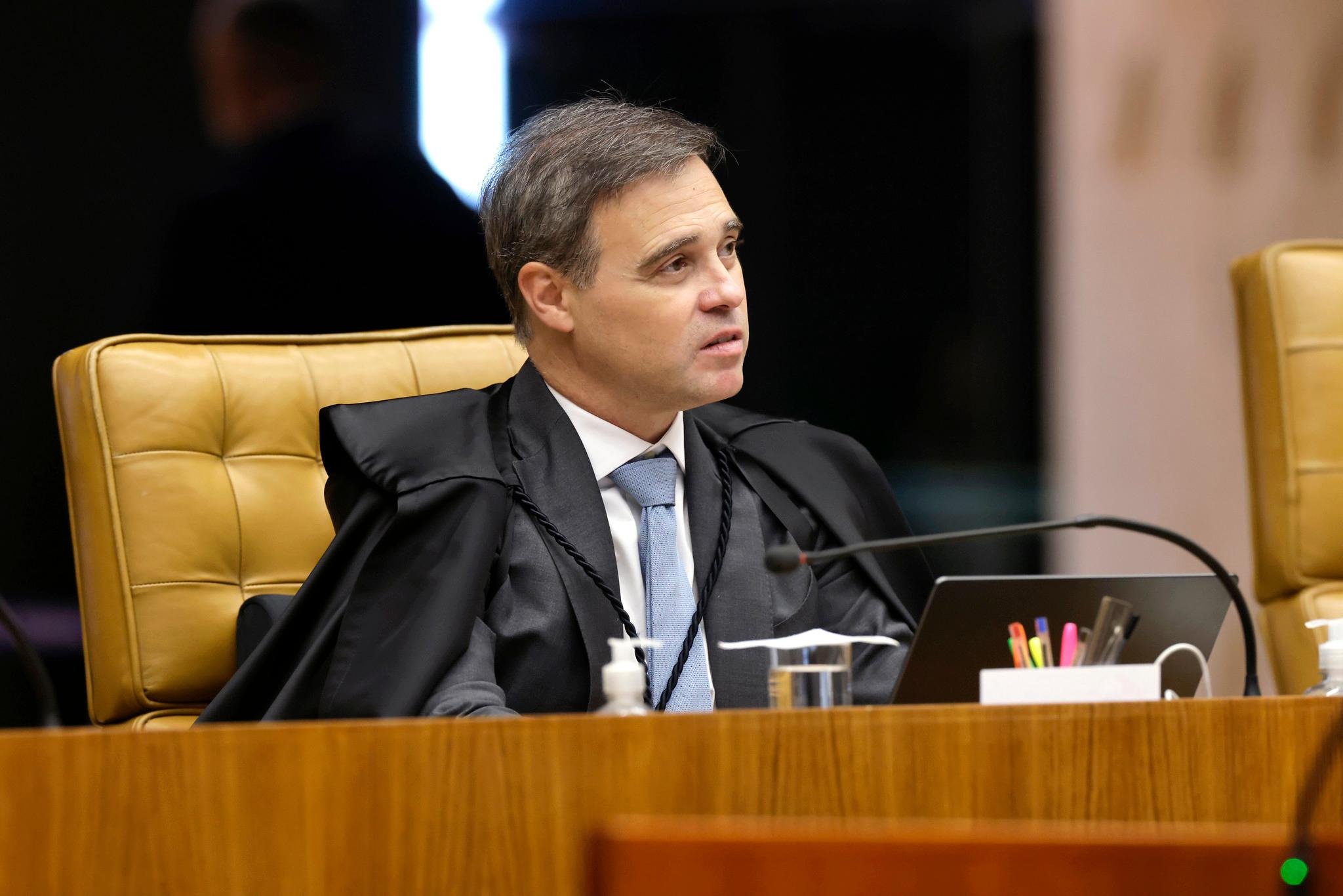 Mendon&ccedil;a j&aacute; havia suspendido a aplica&ccedil;&atilde;o de multas em junho