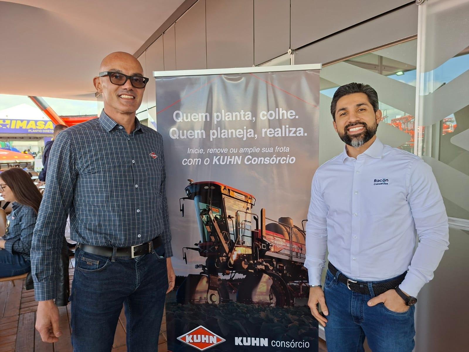 CEO da Kuhn no Brasil, Nicolas Guillou e diretor executivo da Rands, Luis Felipe Szmidtke.