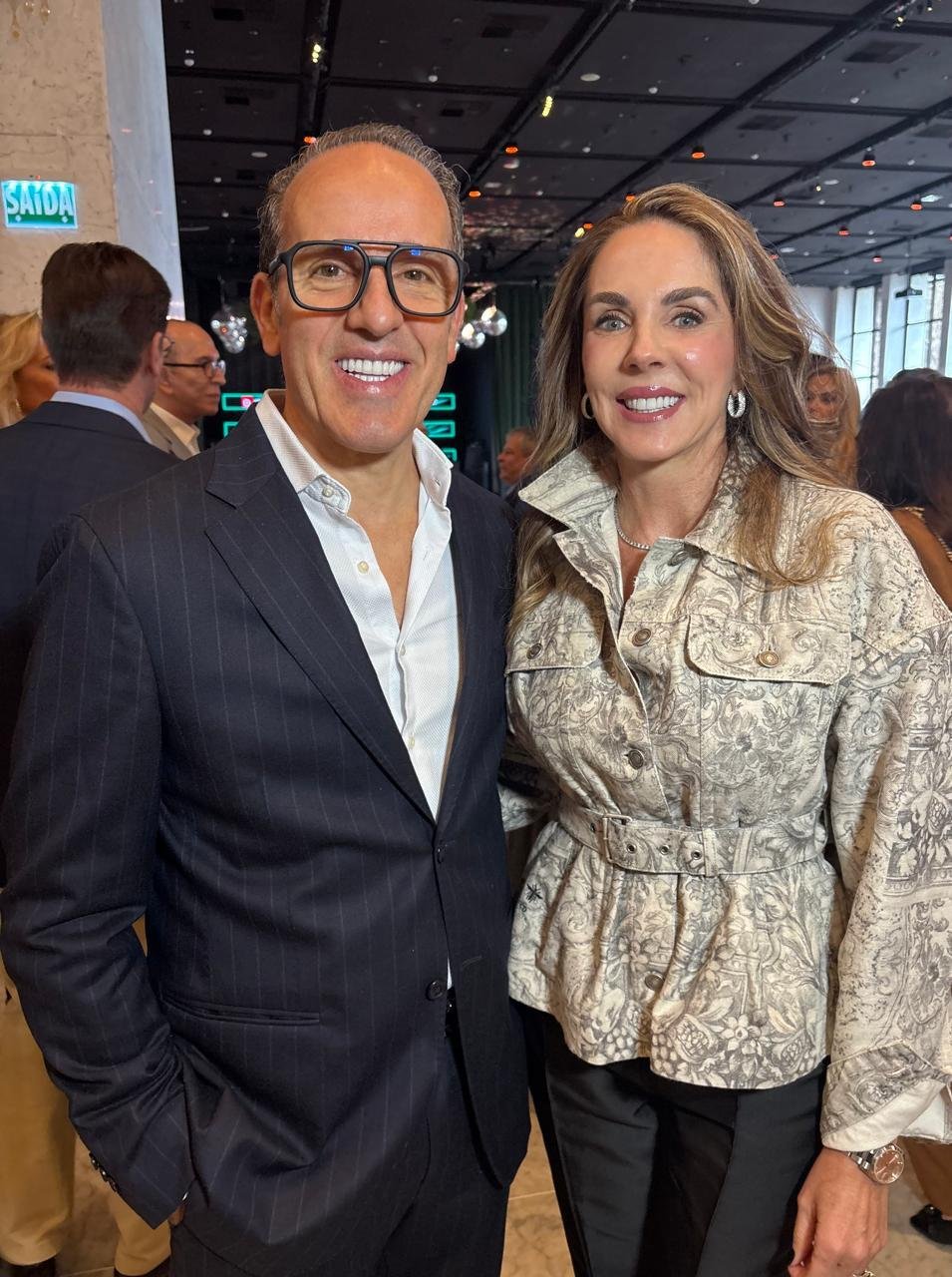 Eduardo Pellini e Karla Heineck na feijoada em benef&iacute;cio da Liga Feminina de Combate ao C&acirc;ncer