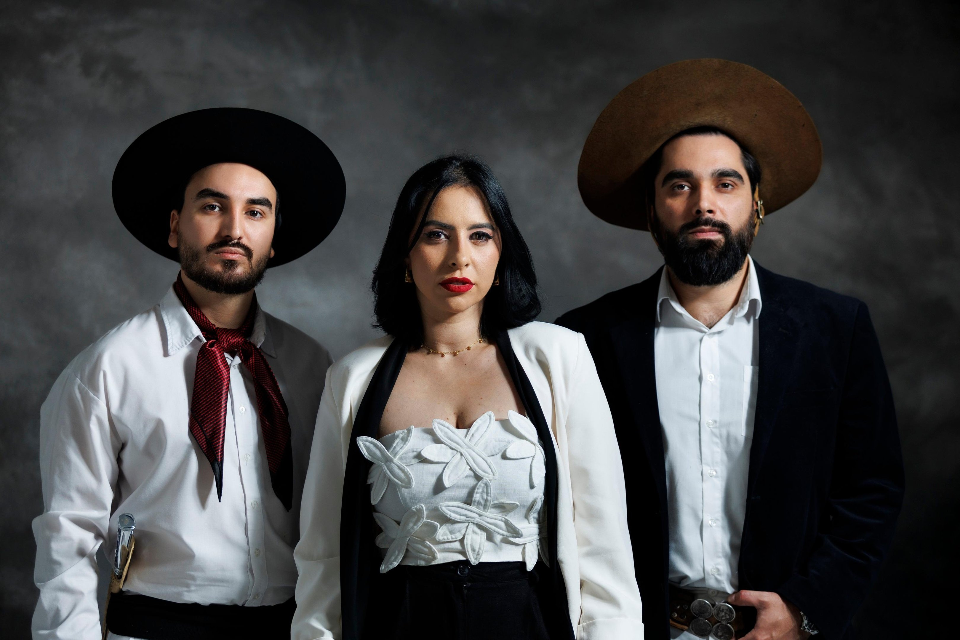 Hermanos Guedes abrem a programa&ccedil;&atilde;o de shows do Piquete El Topador 2026 nesta quinta-feira, 3 de setembro, no Rancho Tabacaray