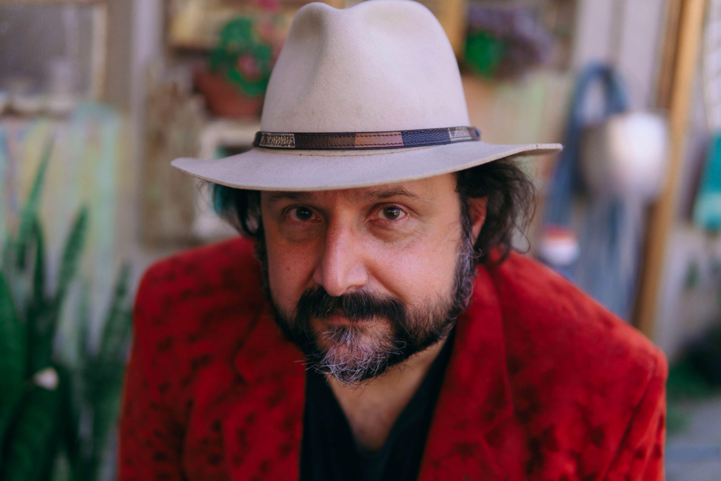 Show 'Levemente Amassado', de Arthur de Faria, ser&aacute; realizado nesta quinta, 3/9