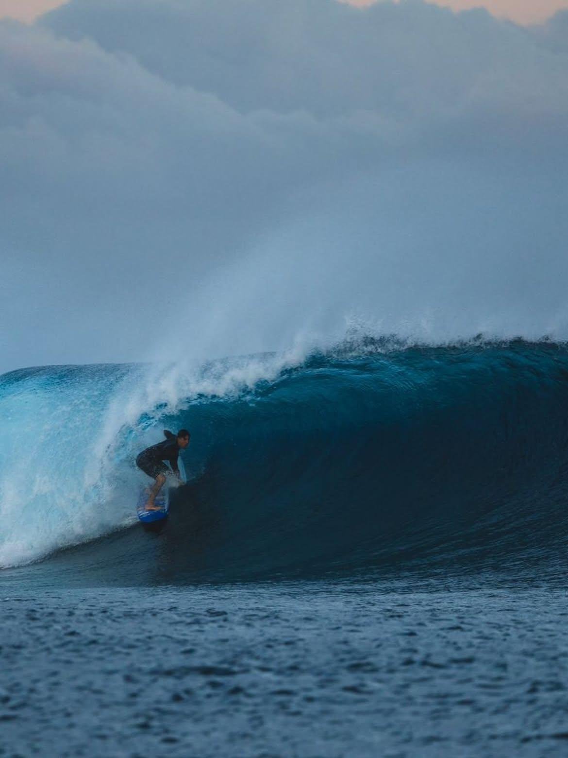 Medina &eacute; o 4&ordm; melhor surfista do ranking mundial