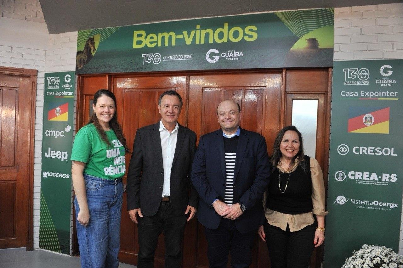 Diretoria da Universidade Feevale foi recepcionada pela diretoria do Correio do Povo