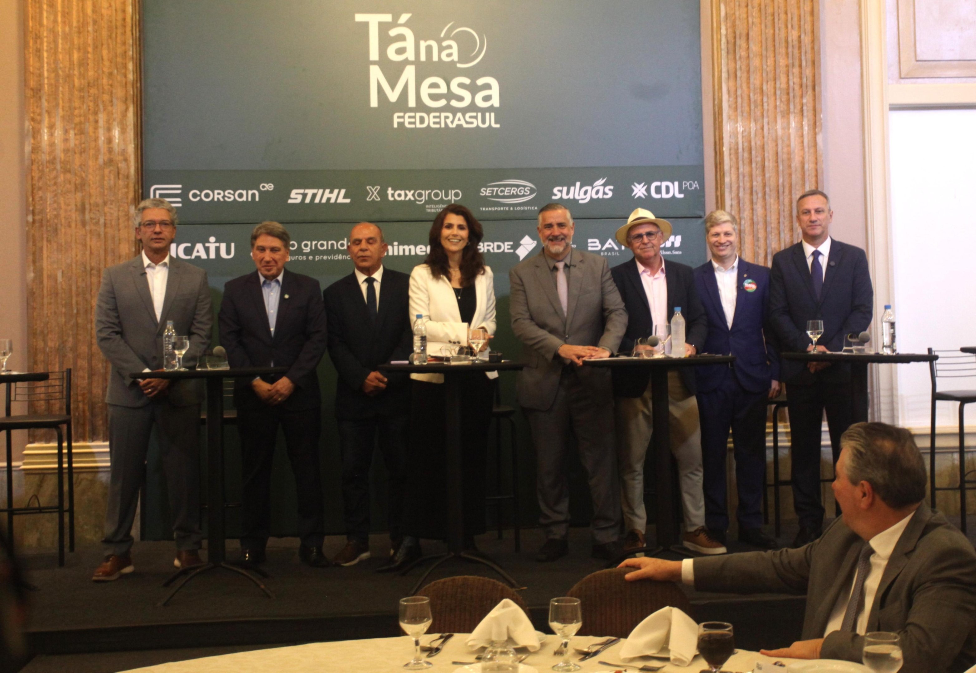 Nas redes sociais, os candidatos ao Senado Federal pelo Rio Grande do Sul trouxeram o tema &agrave; tona